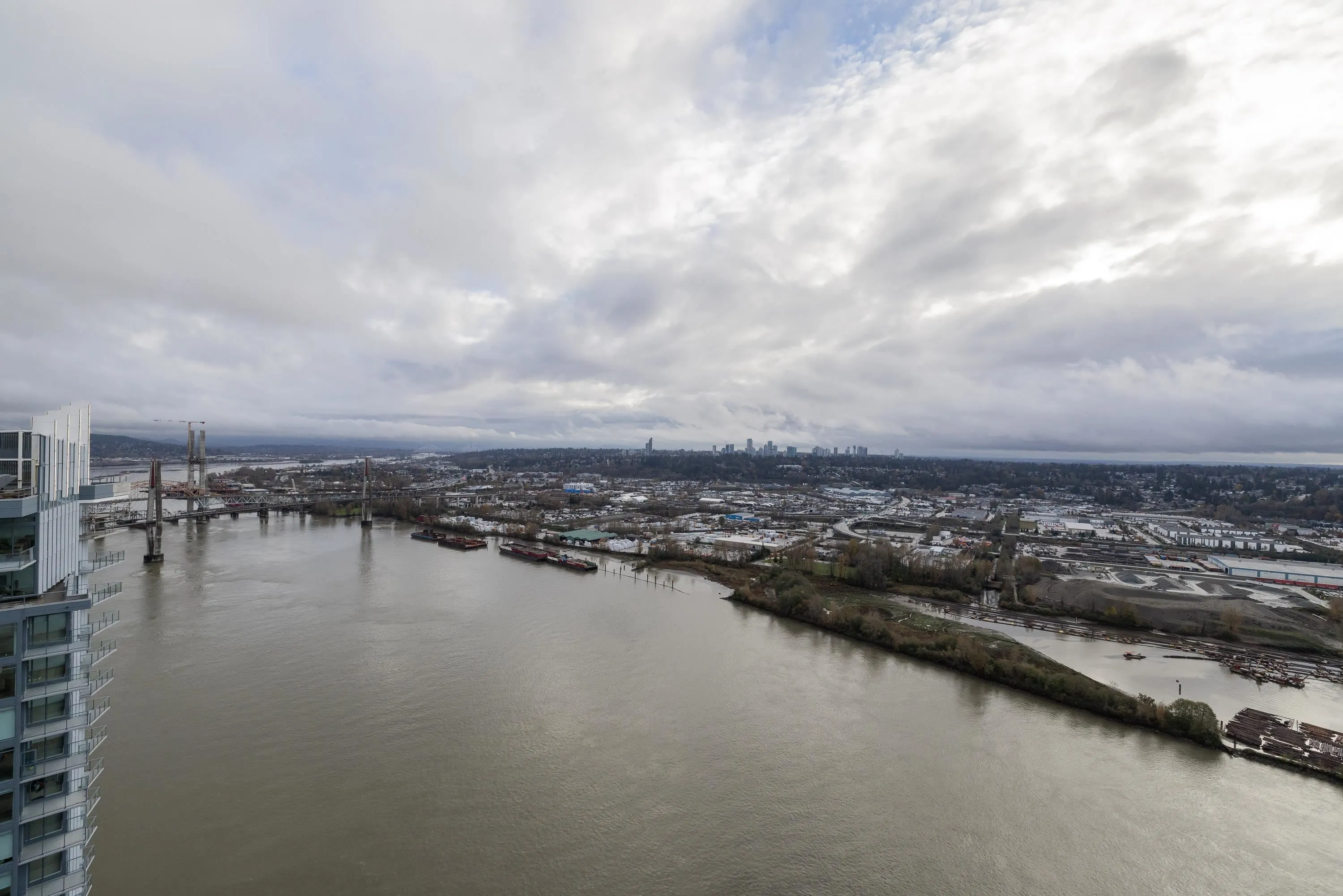 4505 680 Quayside Drive