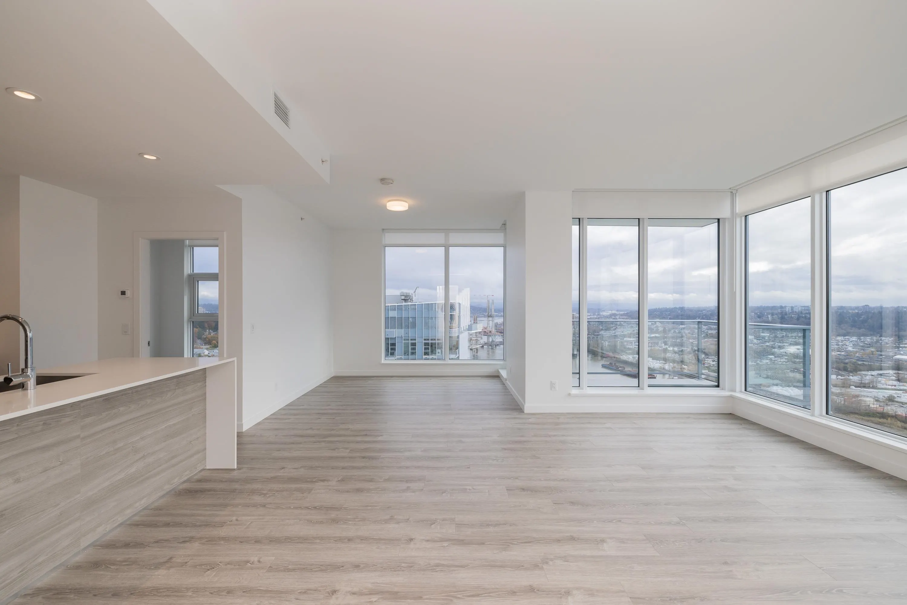 4505 680 Quayside Drive