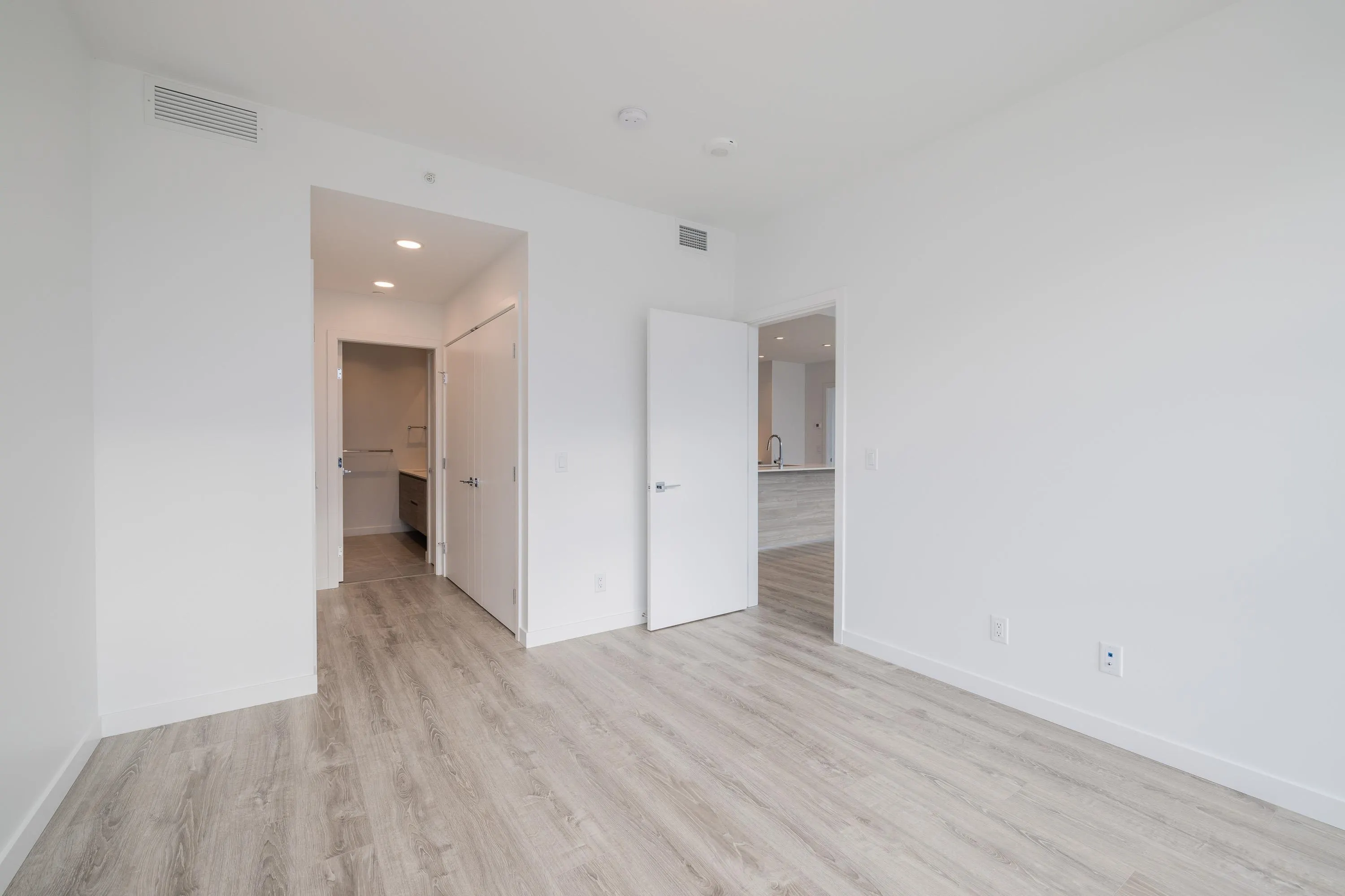 4505 680 Quayside Drive