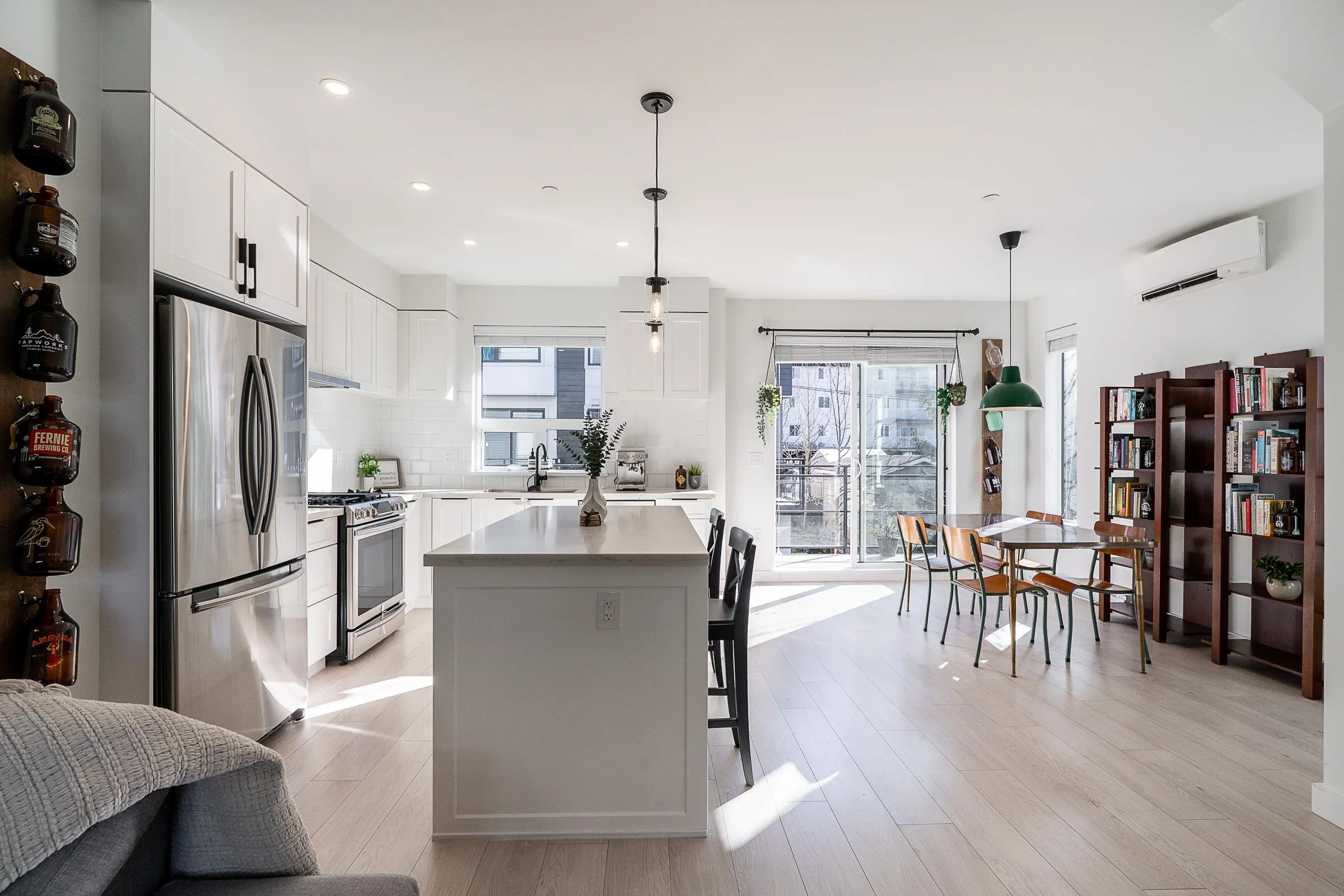 101 3021 St George Street