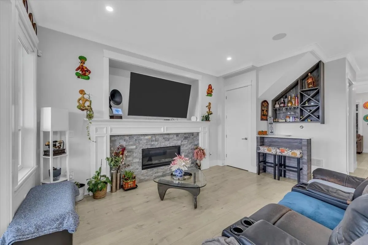 8235 Harvest Place