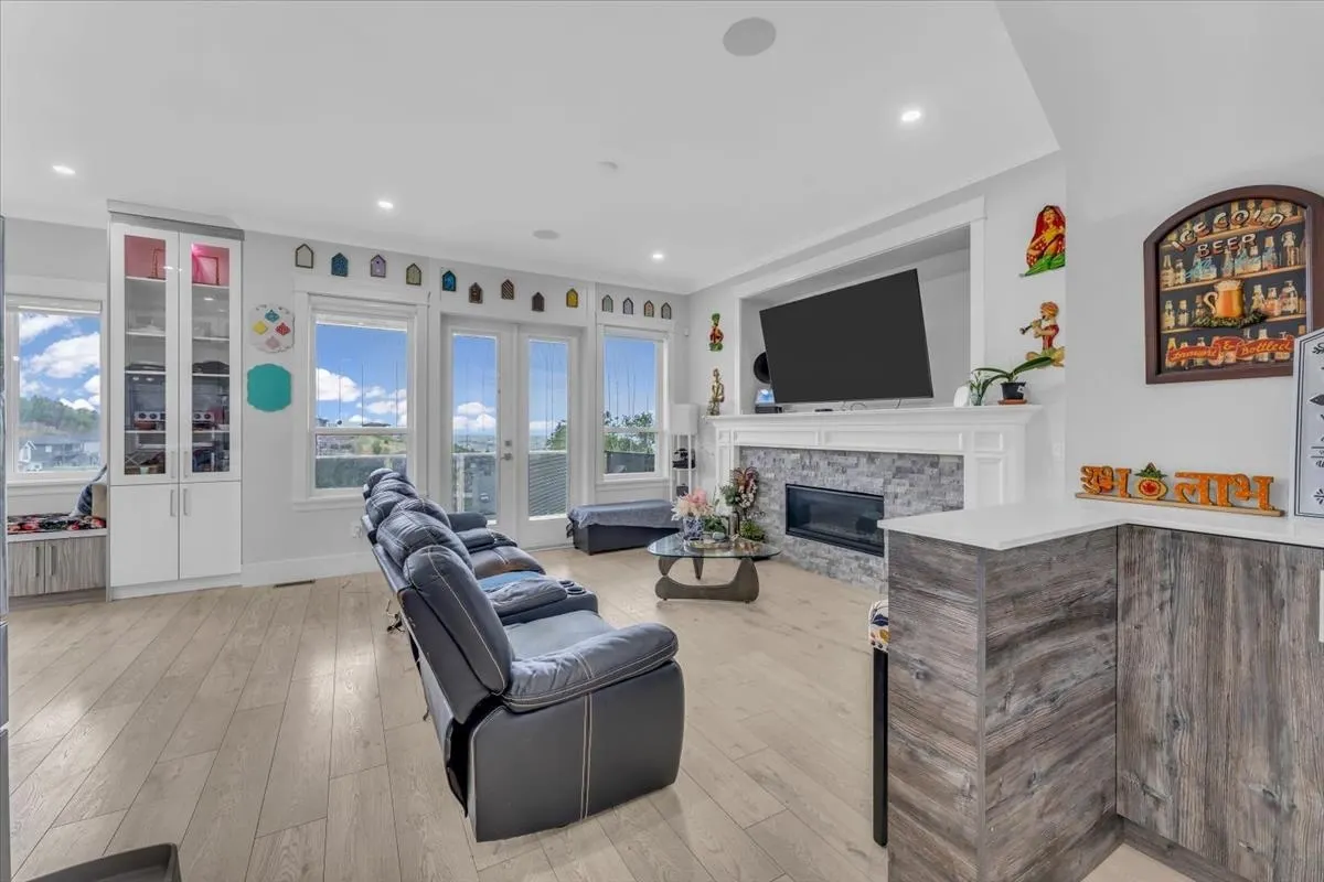 8235 Harvest Place