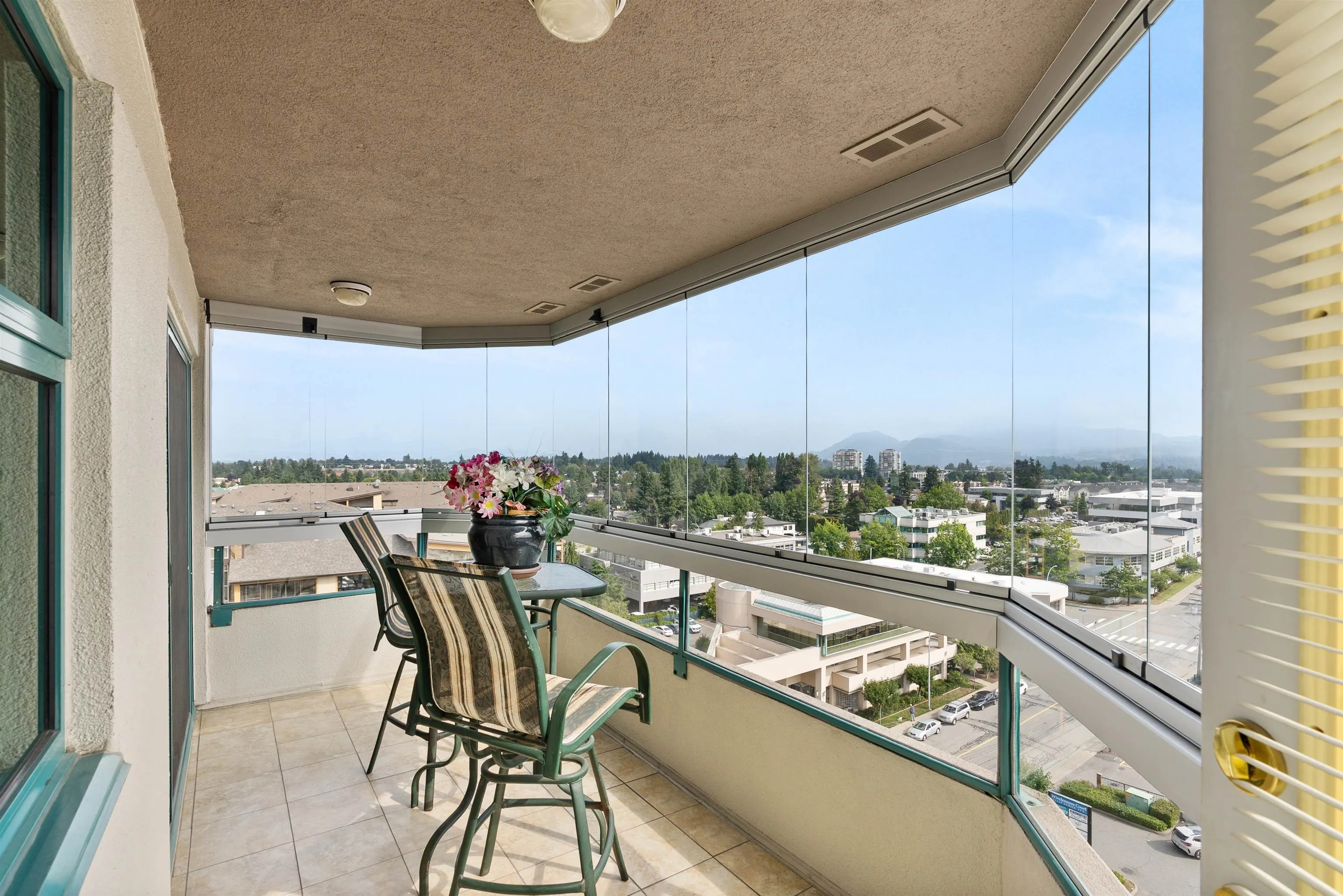 1003 32440 Simon Avenue