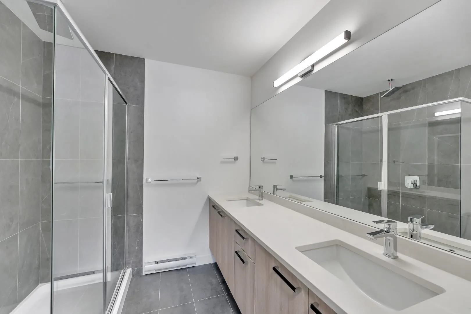 304 1100 Clarke Road