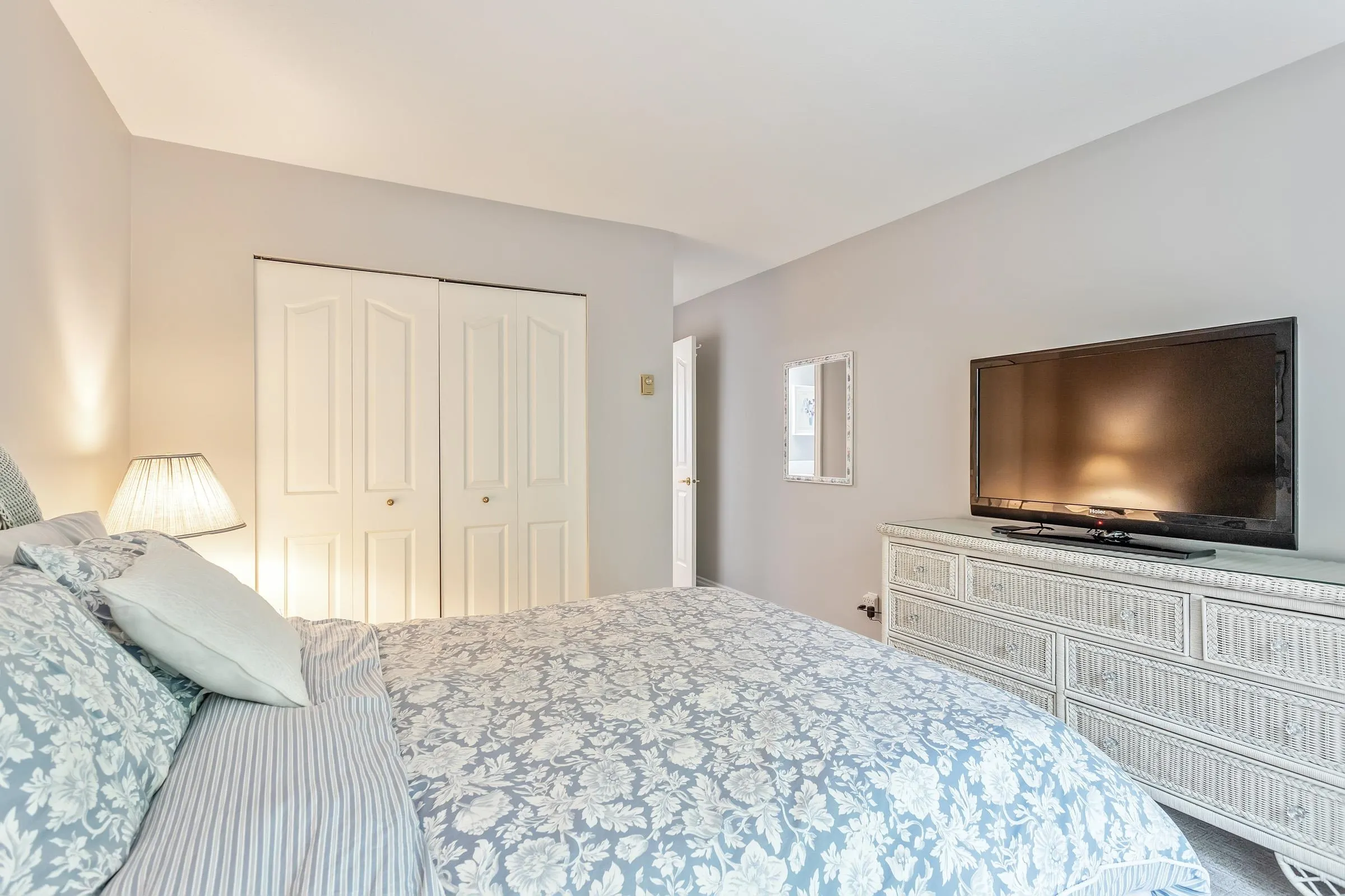 36 1925 Indian River Crescent
