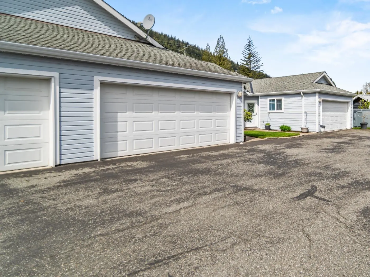 28 730 Mccombs Drive