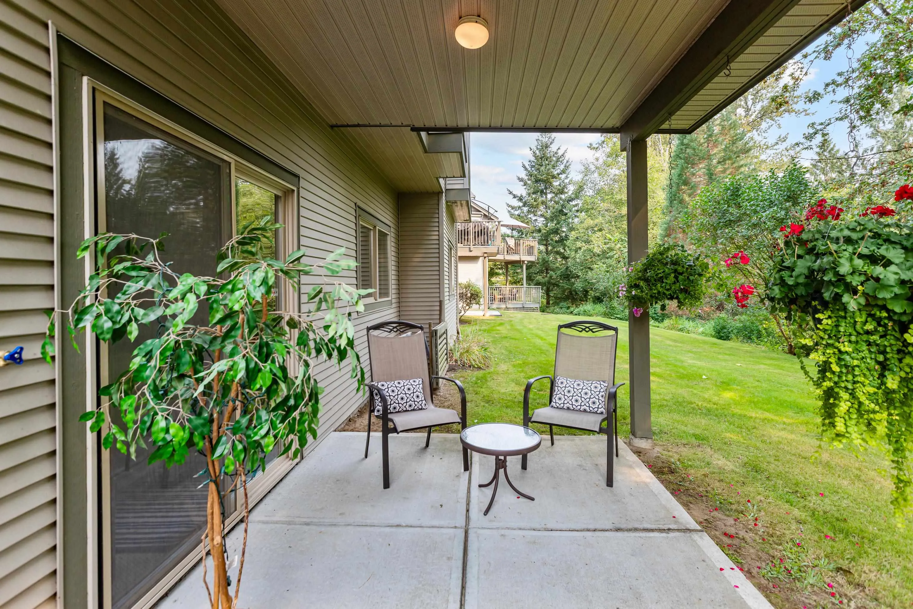10 23281 Kanaka Way
