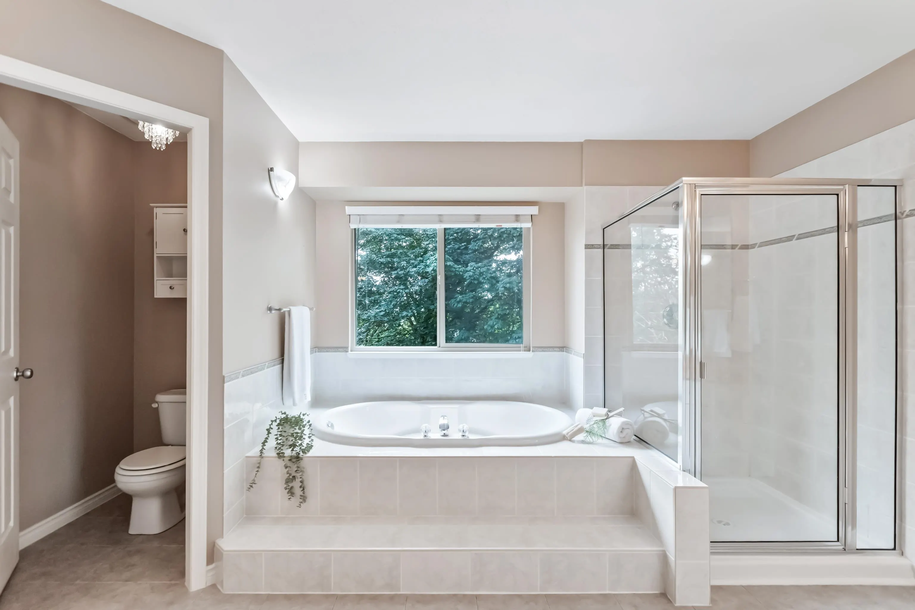 10 23281 Kanaka Way