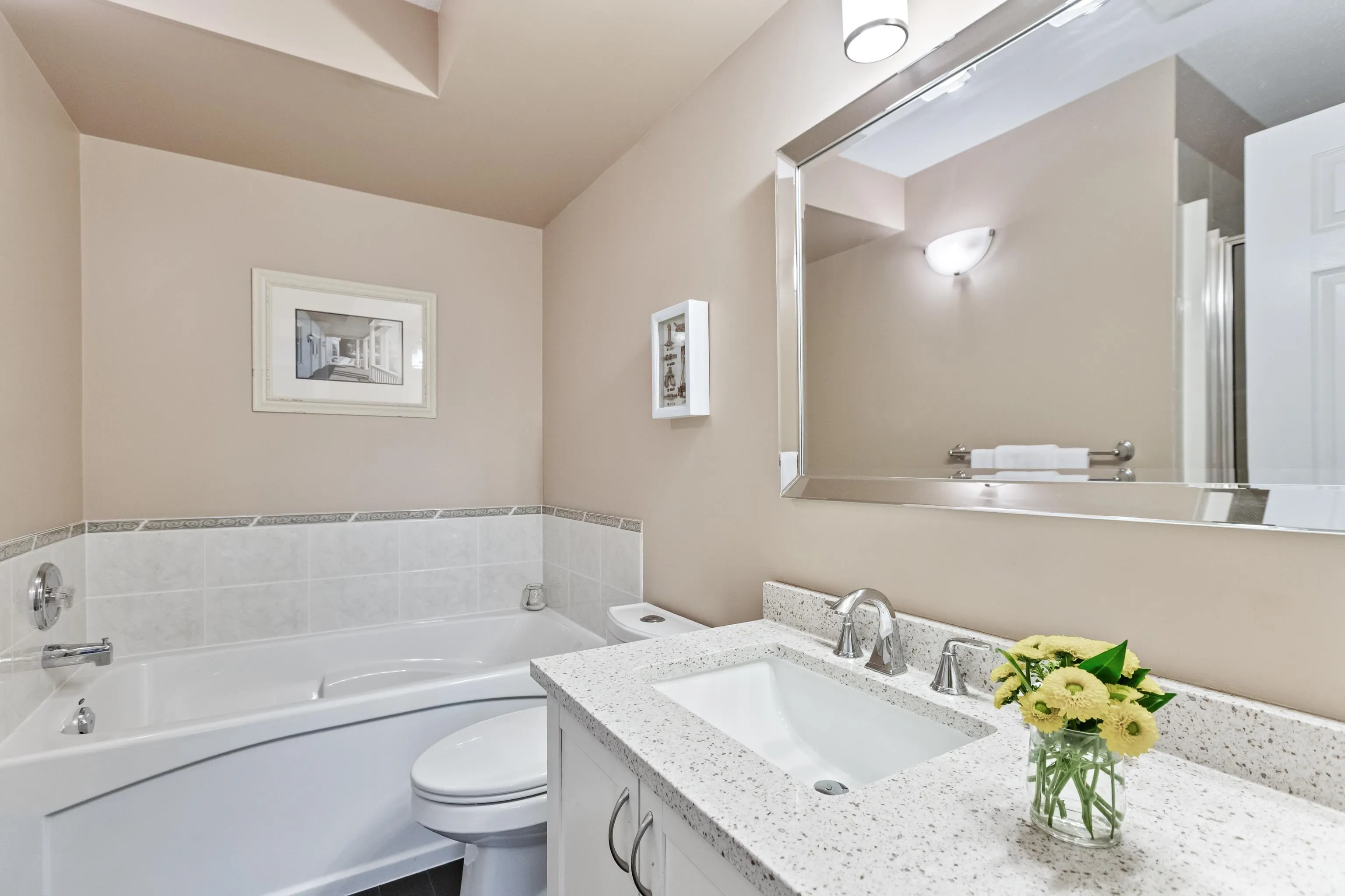 10 23281 Kanaka Way