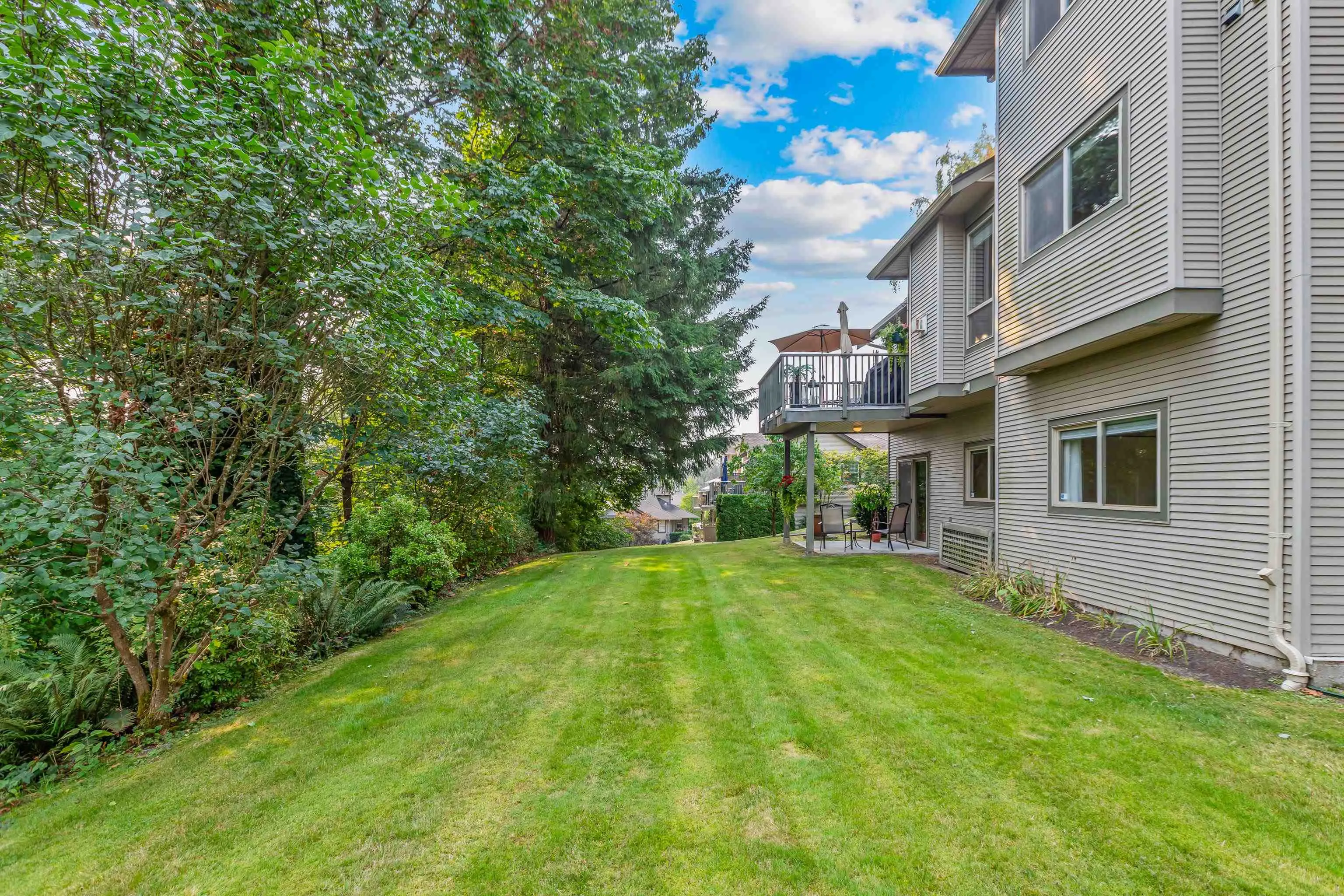 10 23281 Kanaka Way