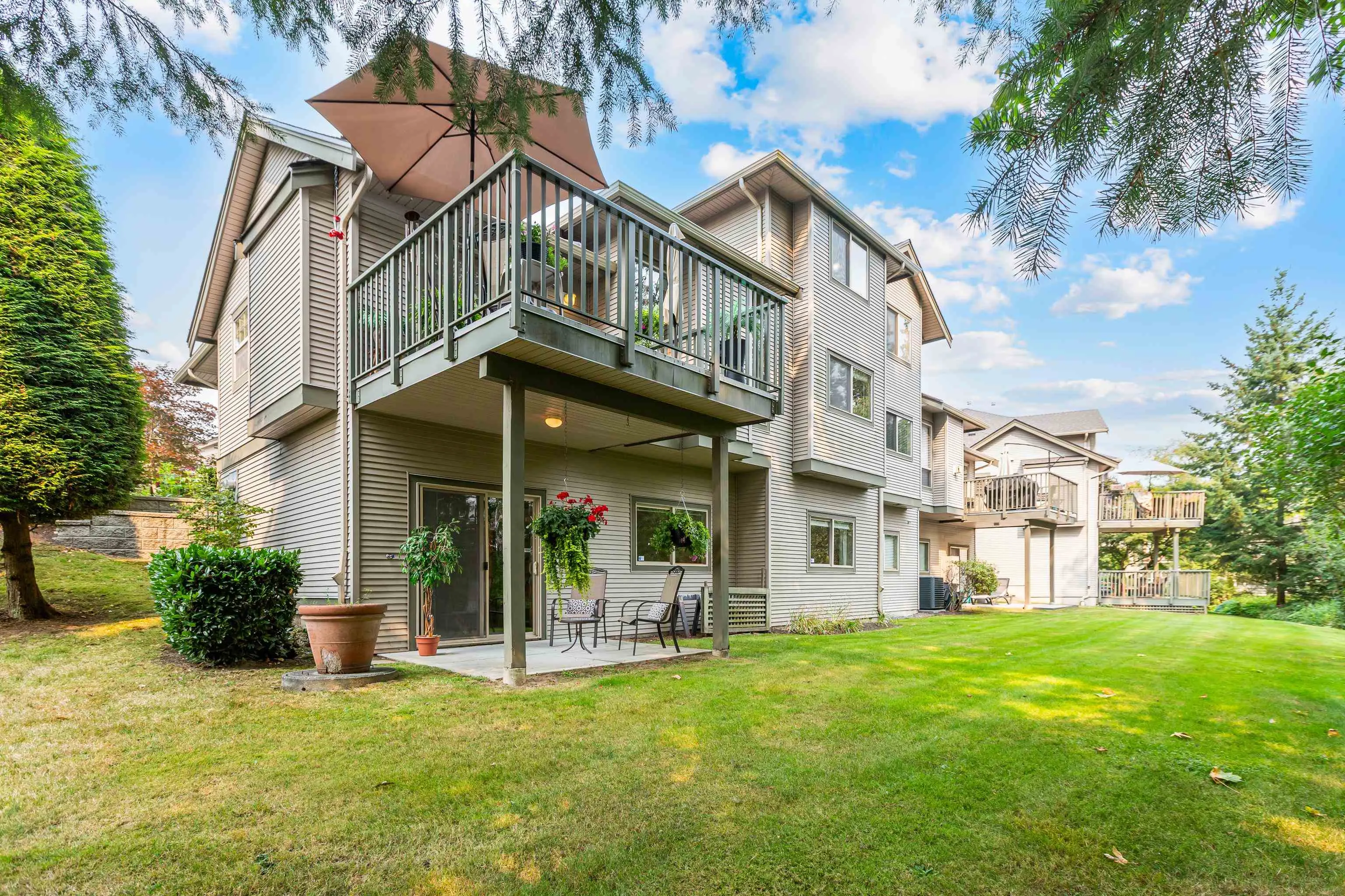 10 23281 Kanaka Way