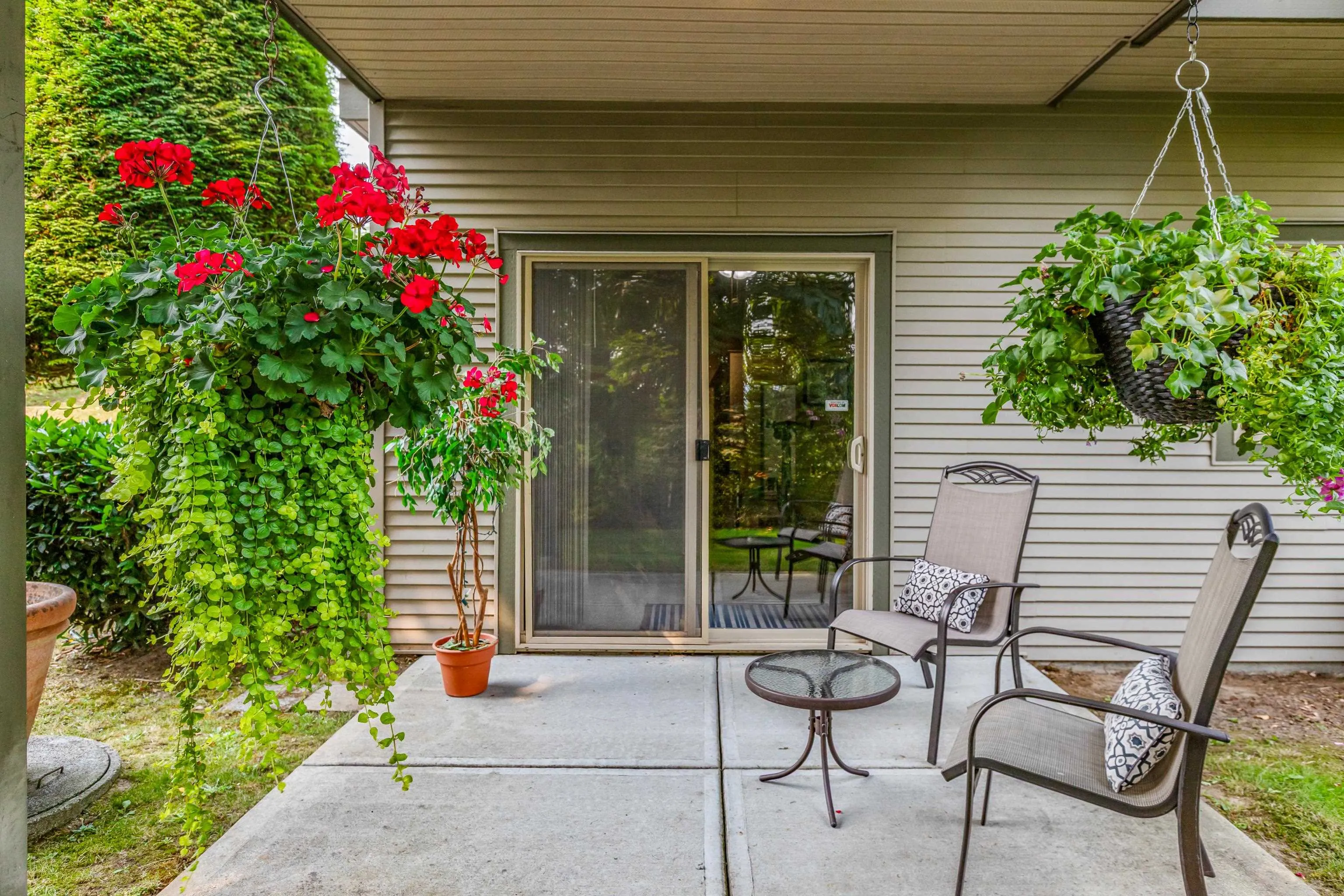 10 23281 Kanaka Way
