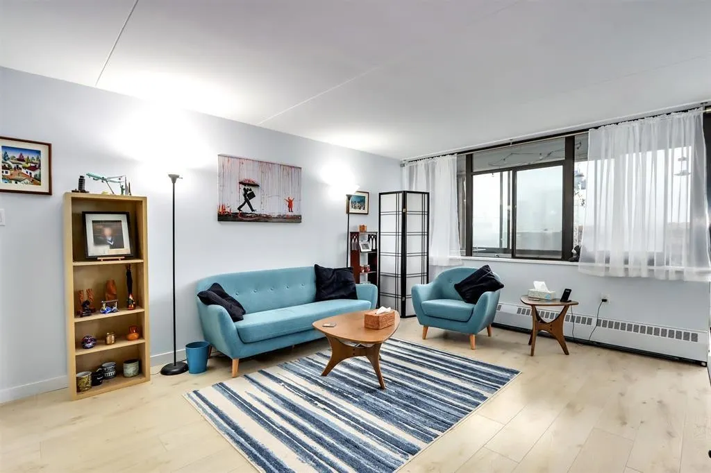 1707 6651 Minoru Boulevard