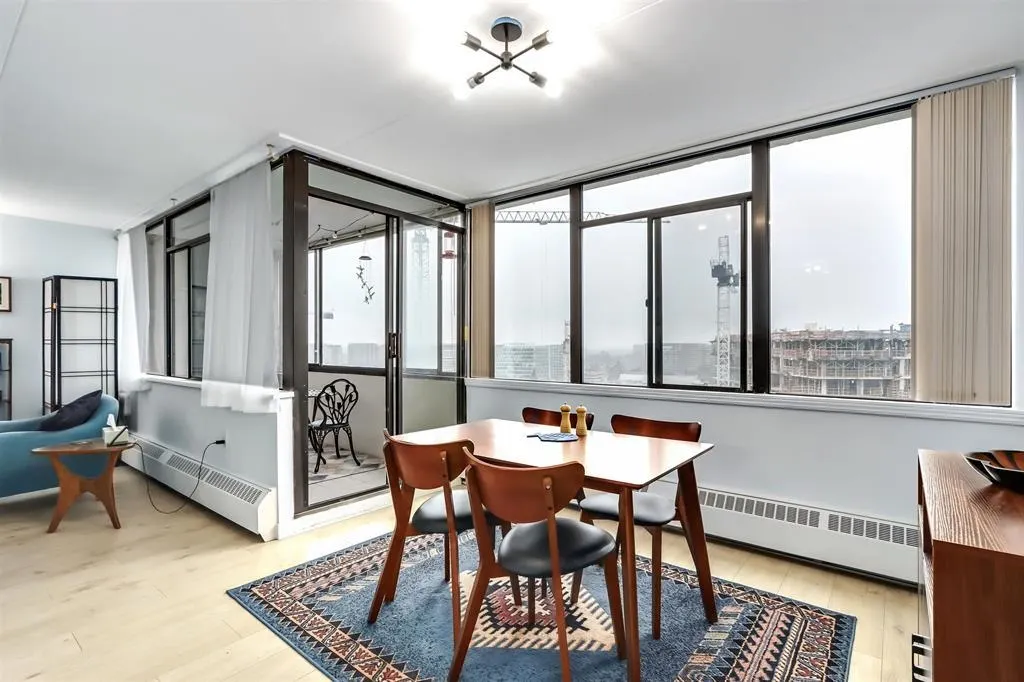1707 6651 Minoru Boulevard