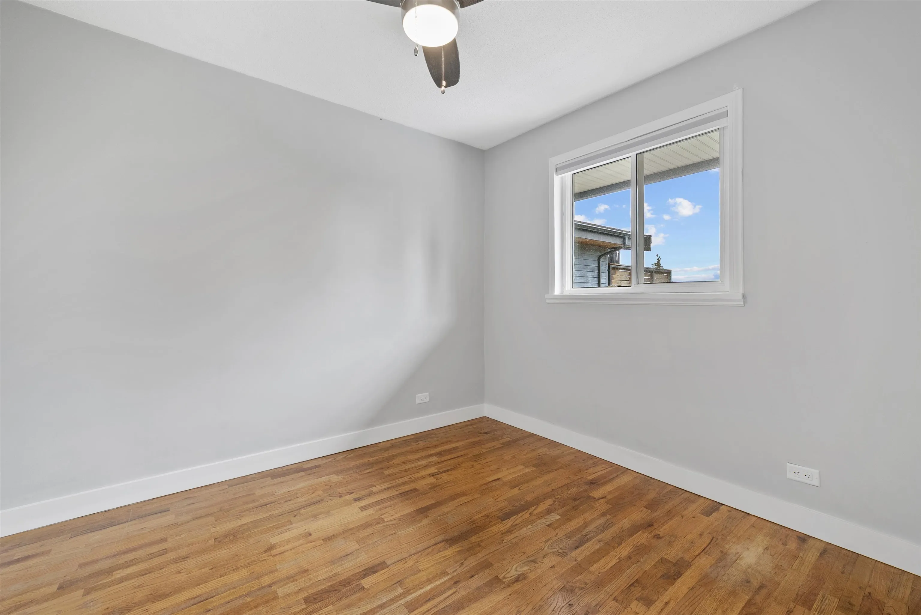 1137 Cloverley Street