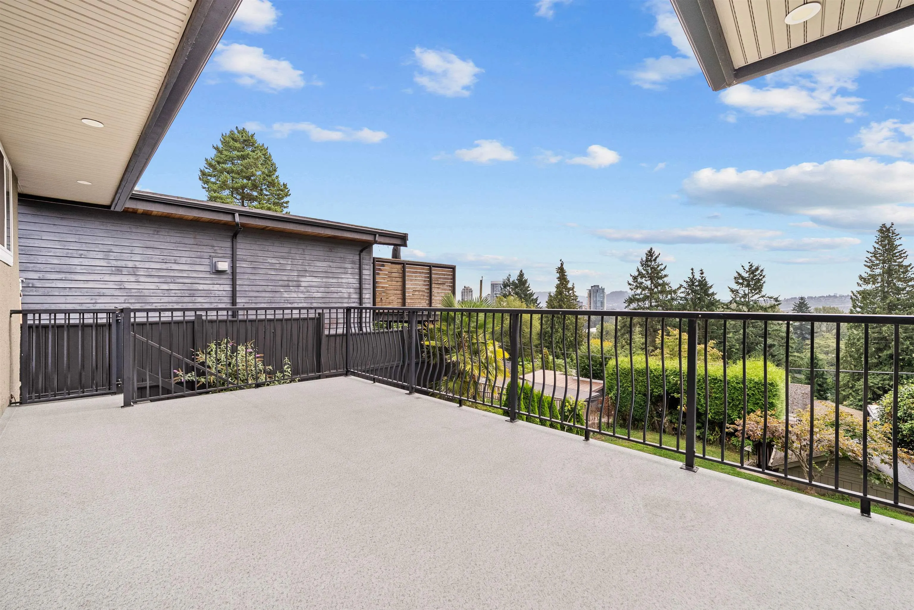 1137 Cloverley Street
