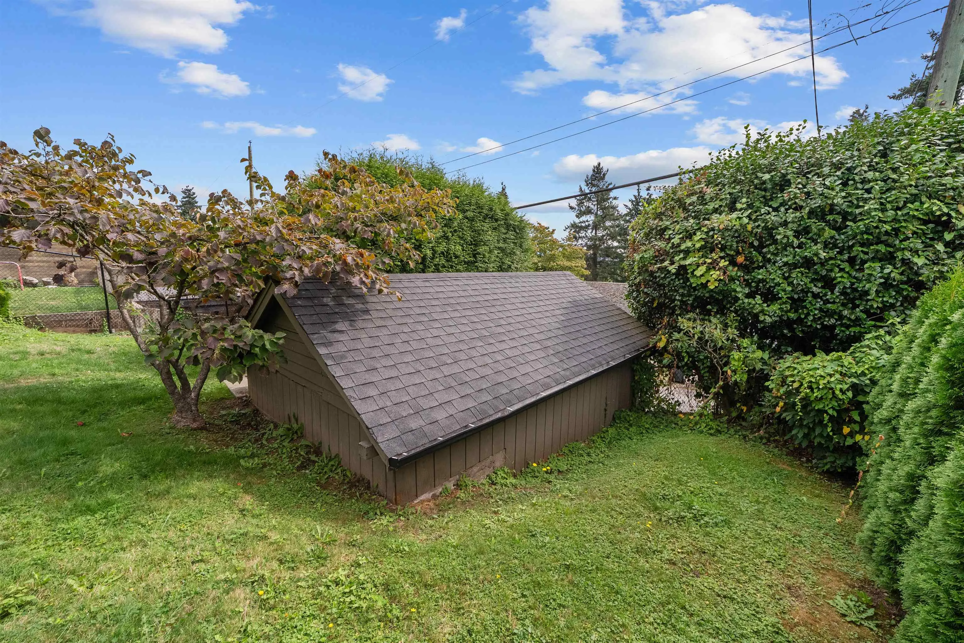 1137 Cloverley Street