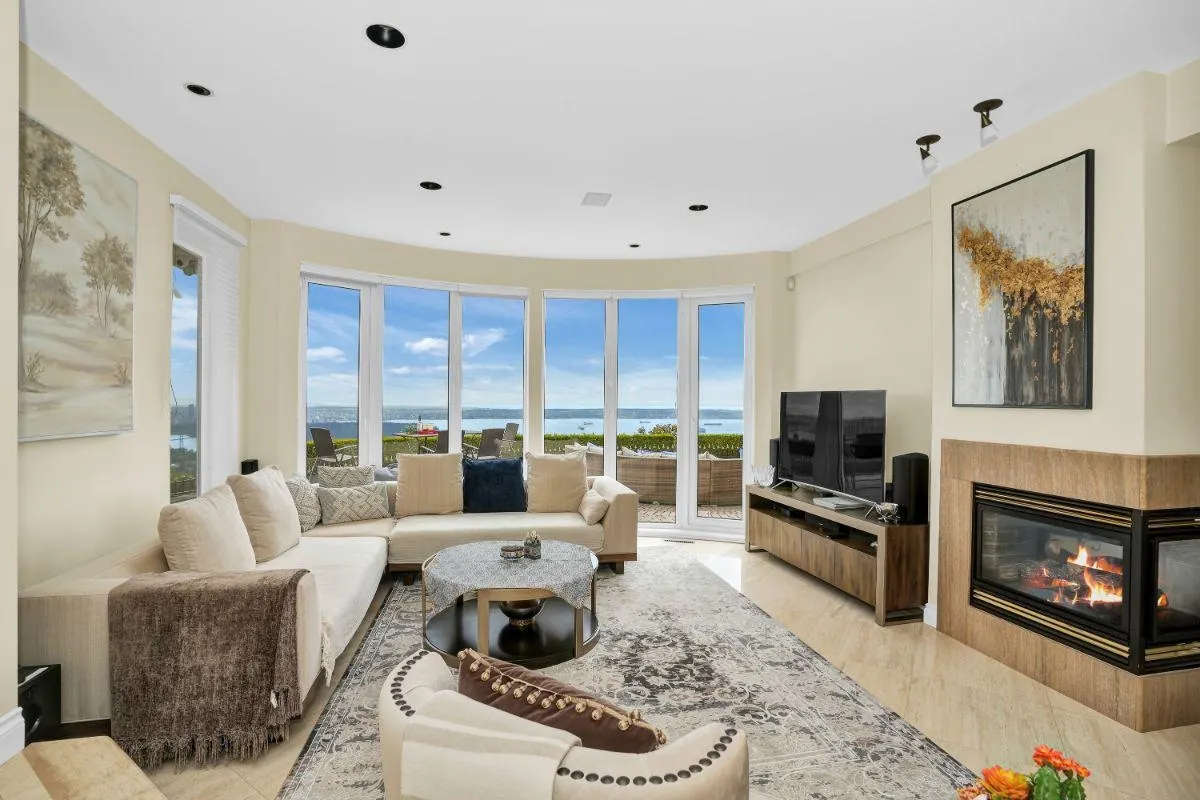 1409 Chartwell Drive