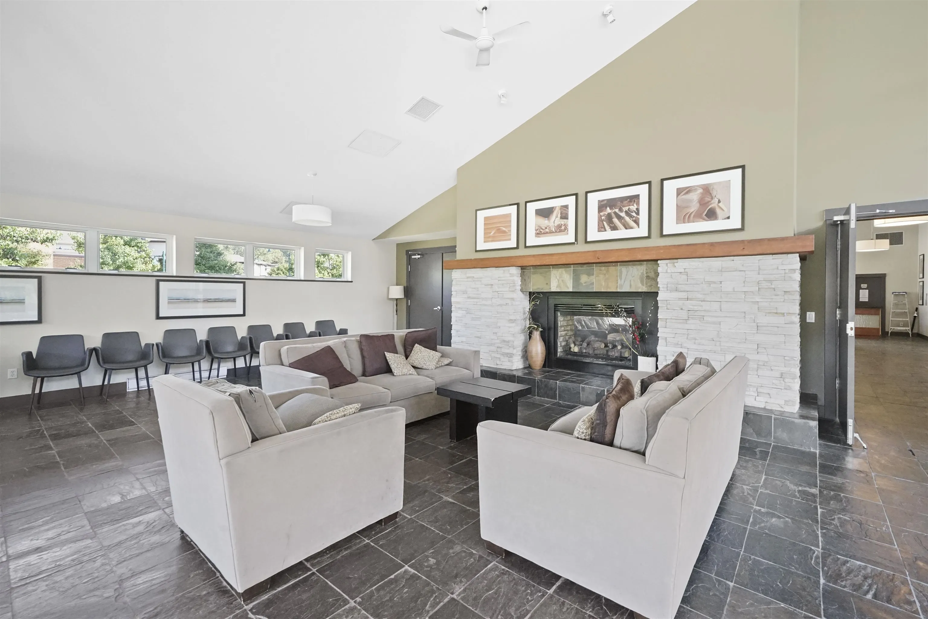 41 100 Klahanie Drive