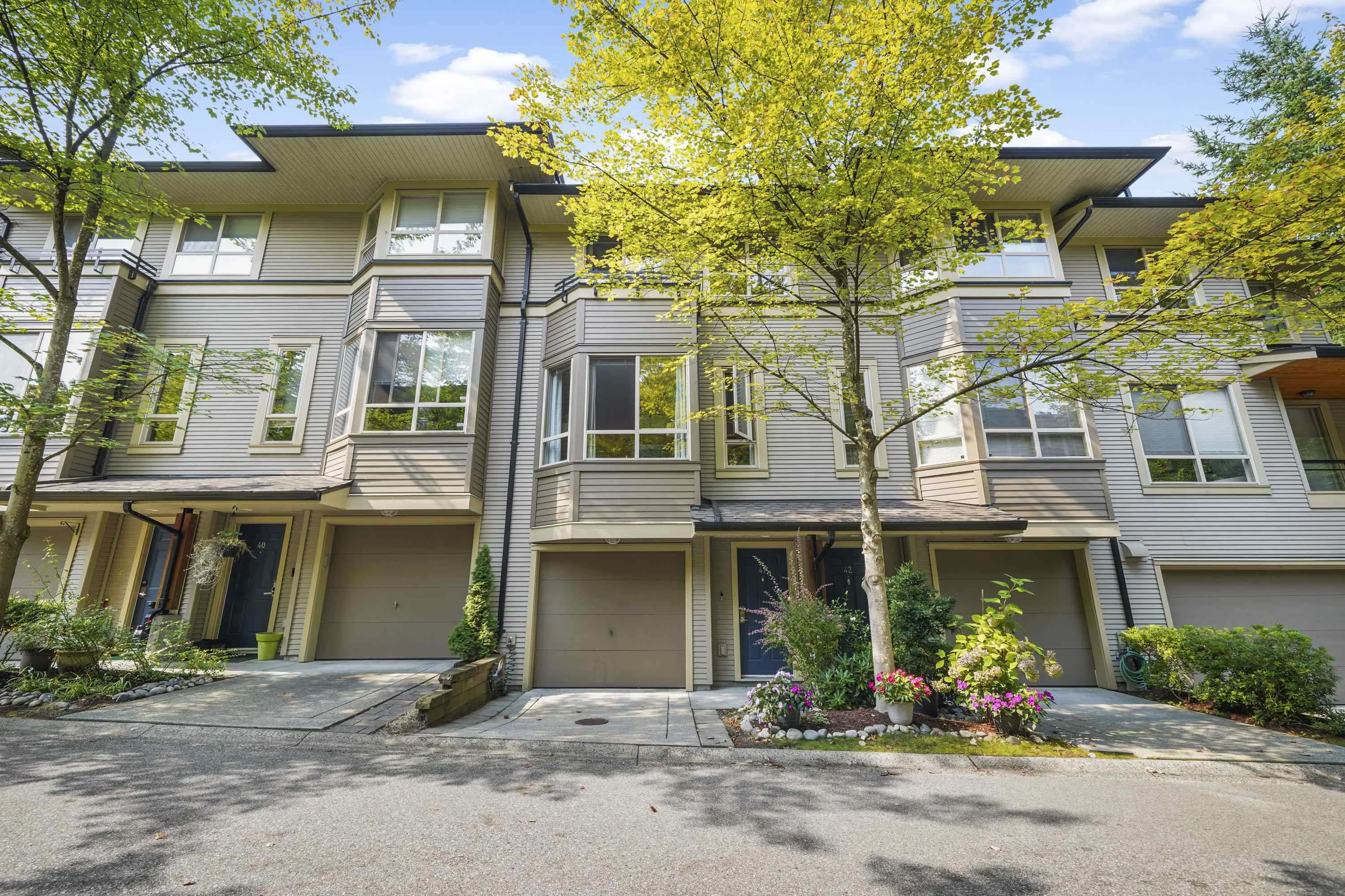 41 100 Klahanie Drive