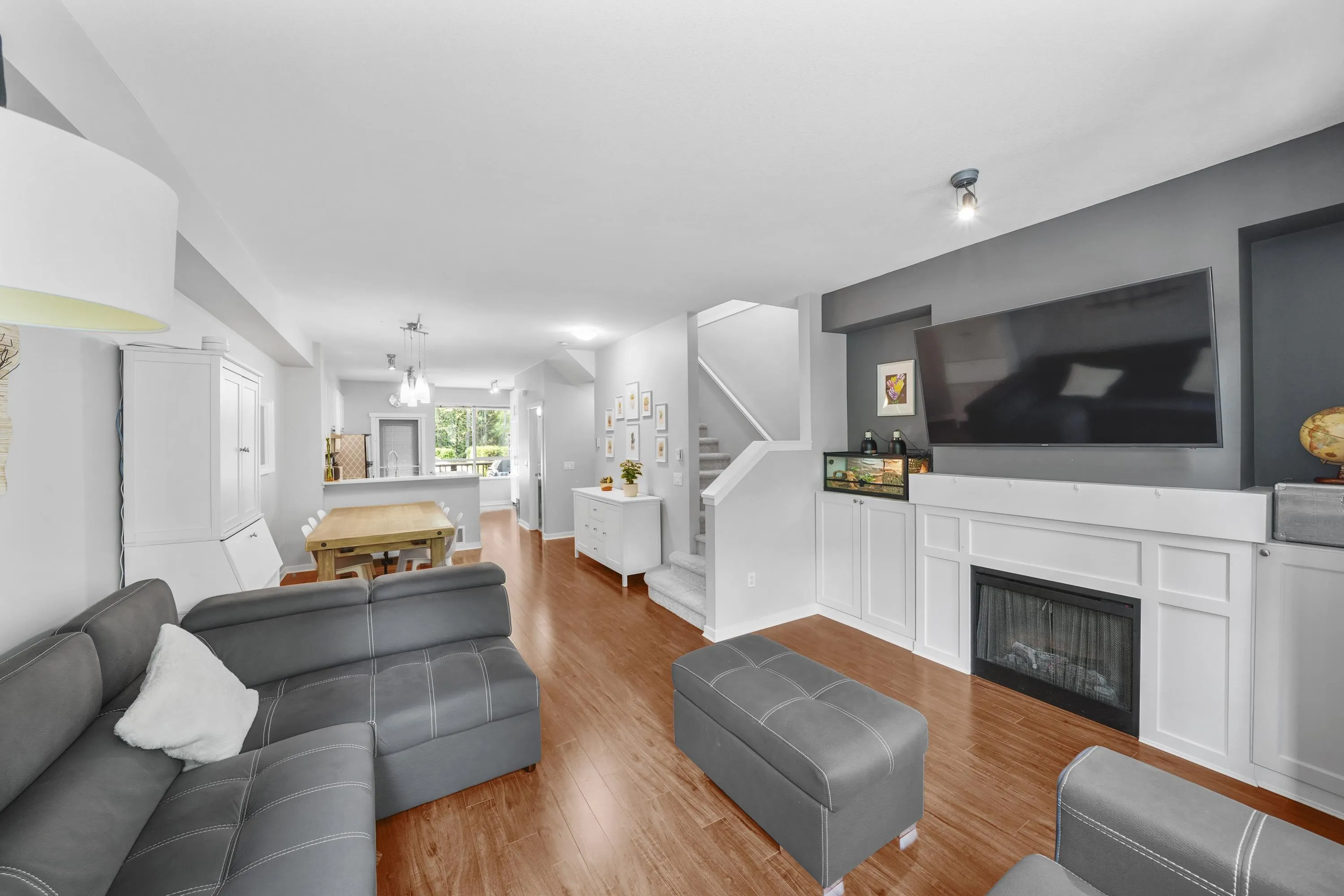 41 100 Klahanie Drive