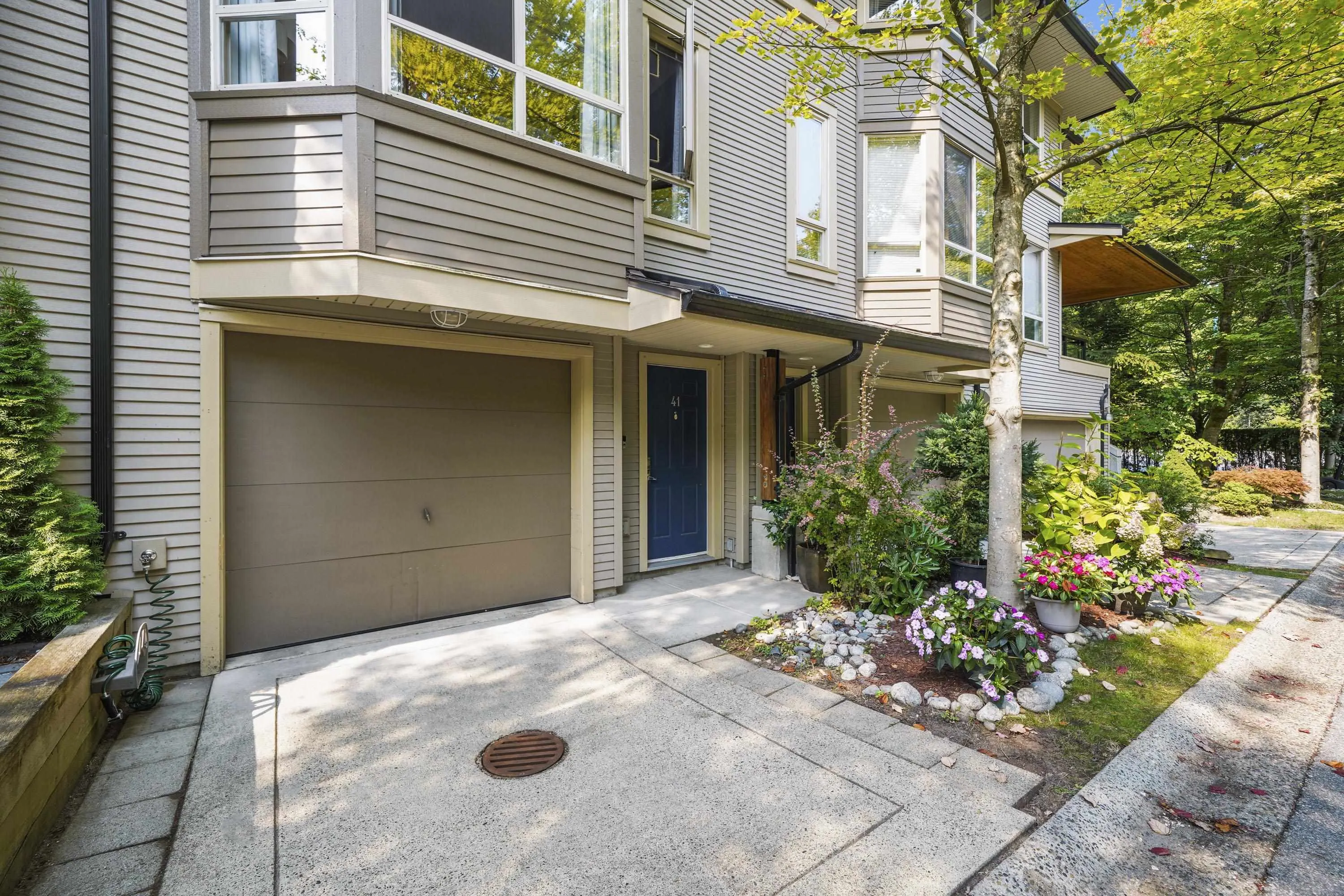 41 100 Klahanie Drive