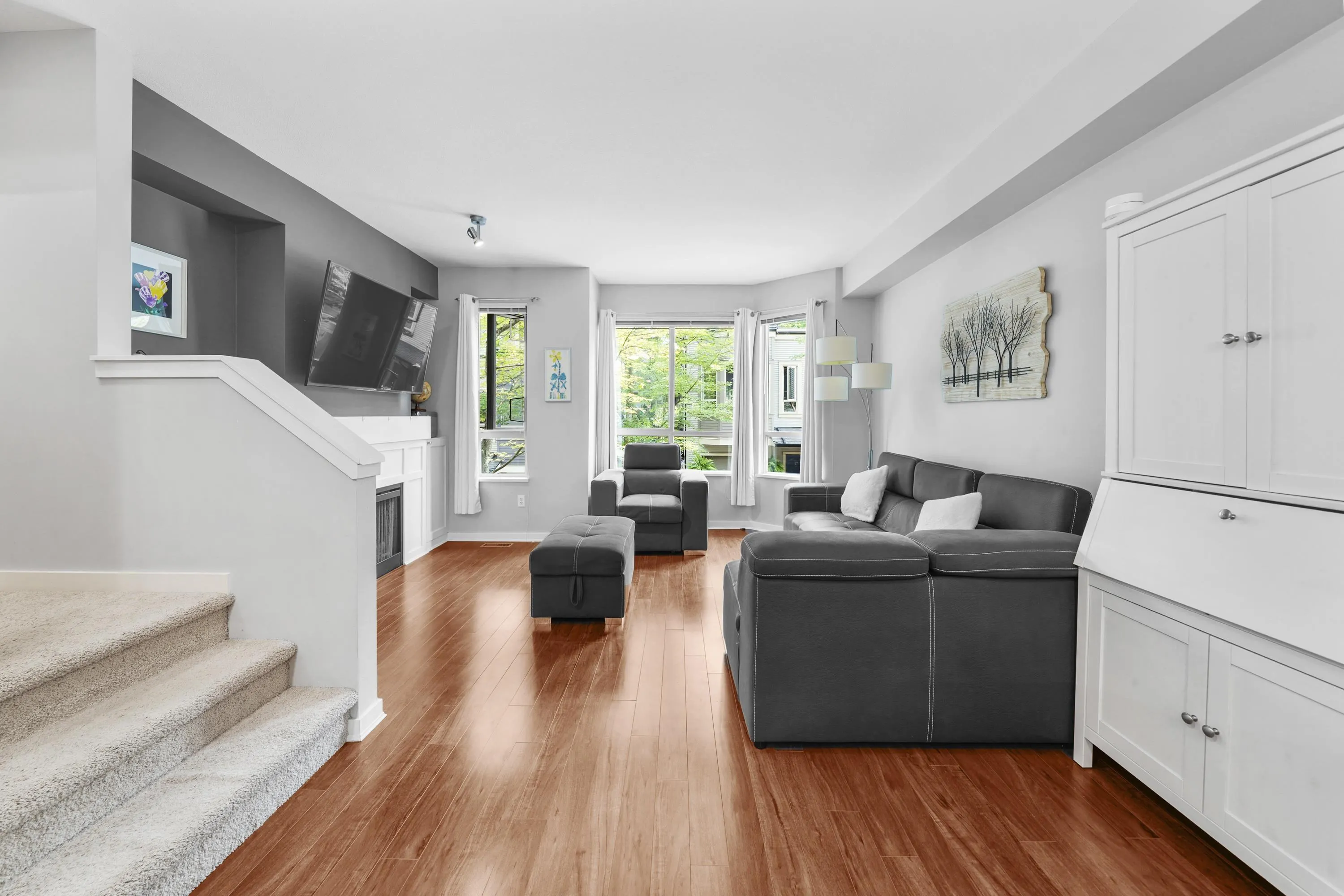 41 100 Klahanie Drive