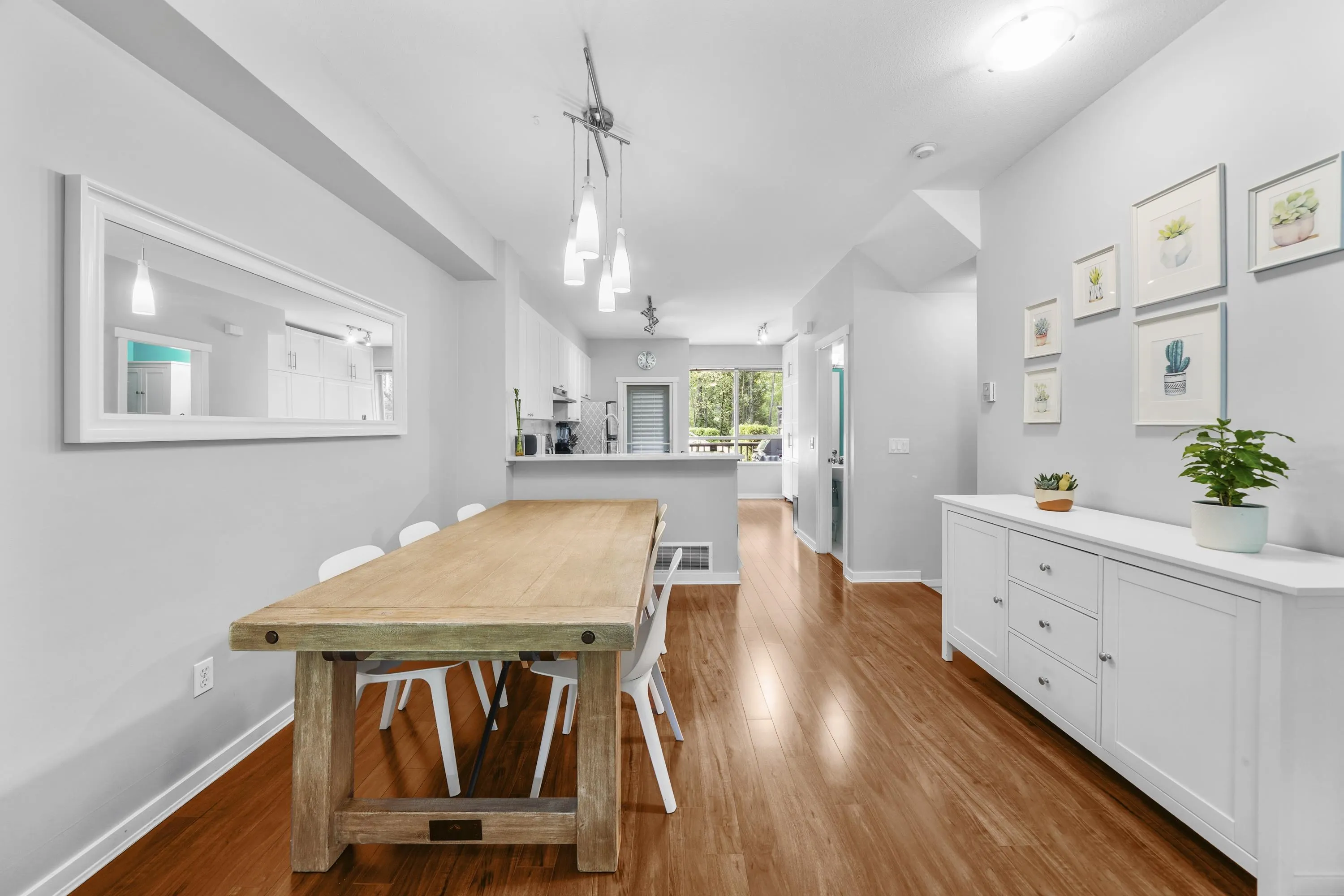 41 100 Klahanie Drive
