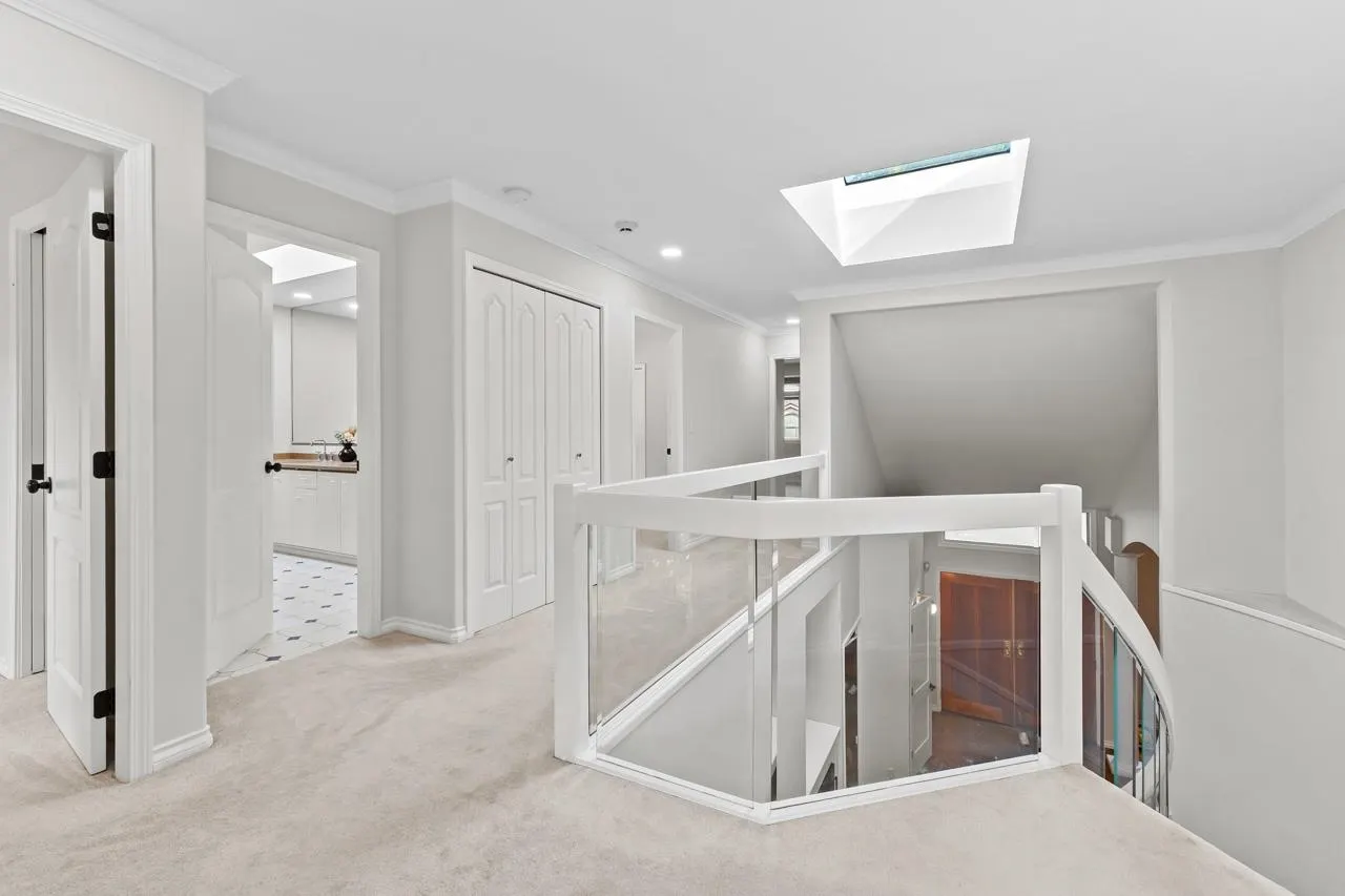 5579 Hankin Drive