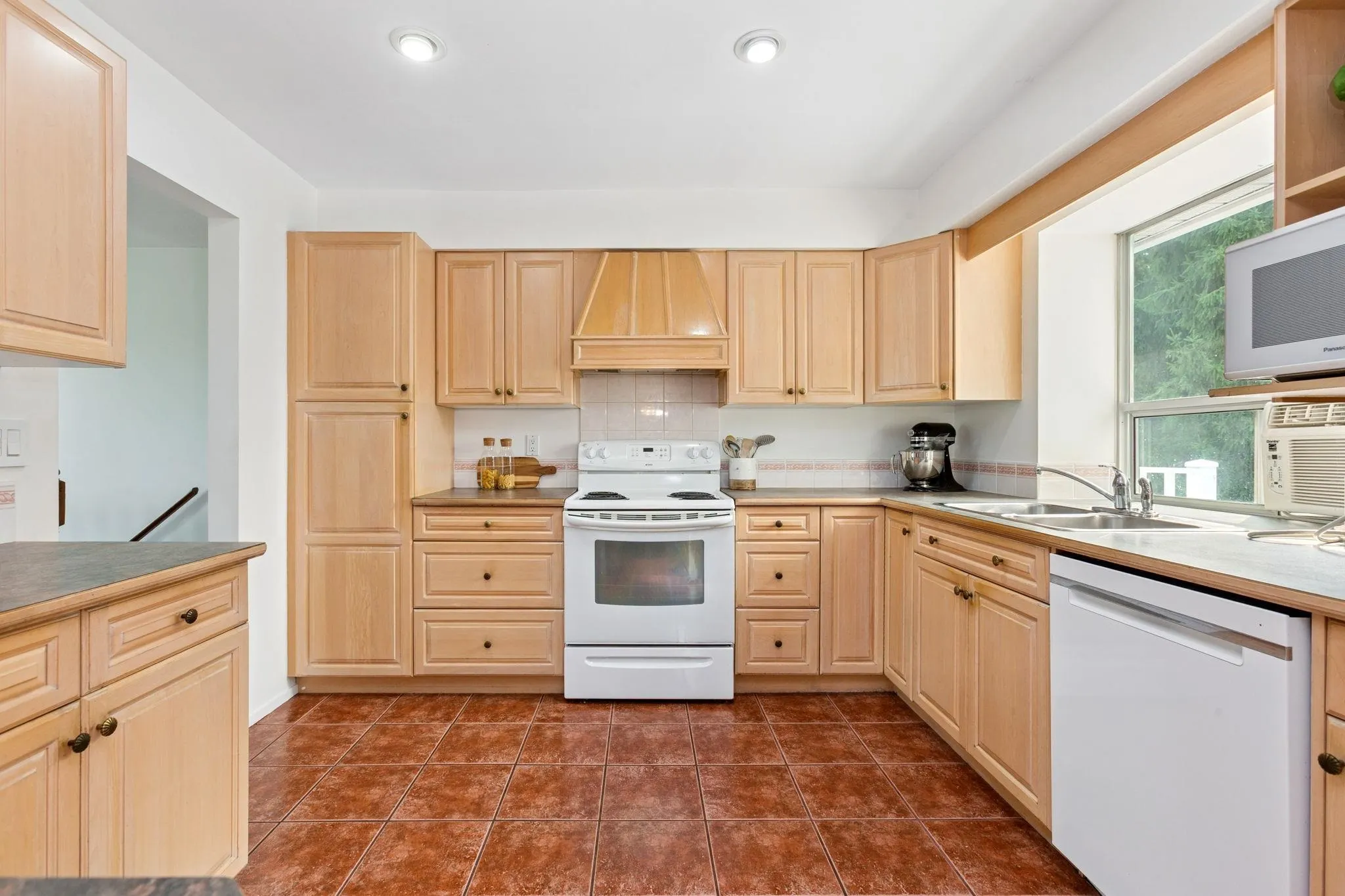 16966 Jersey Drive