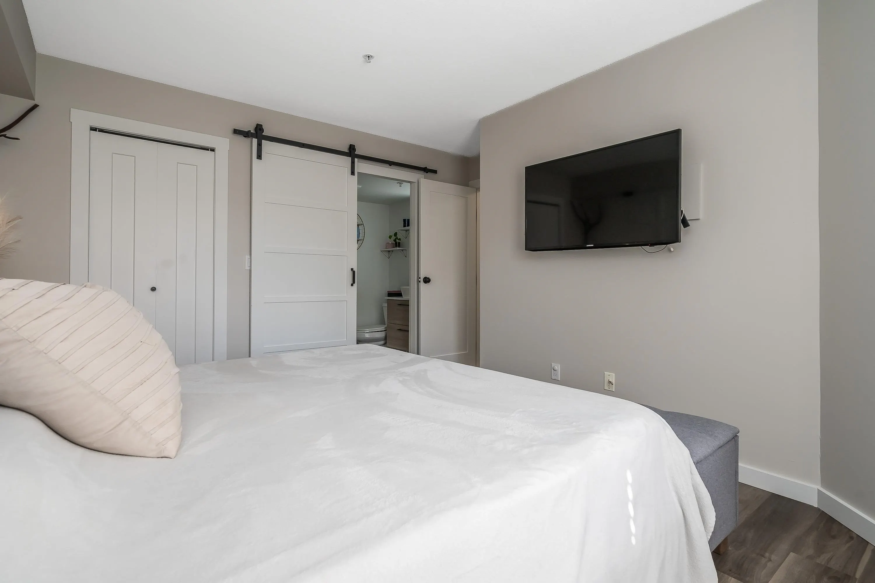 101 20896 57 Avenue