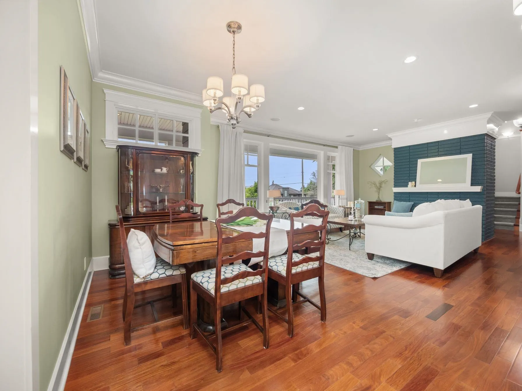 12035 56 Avenue