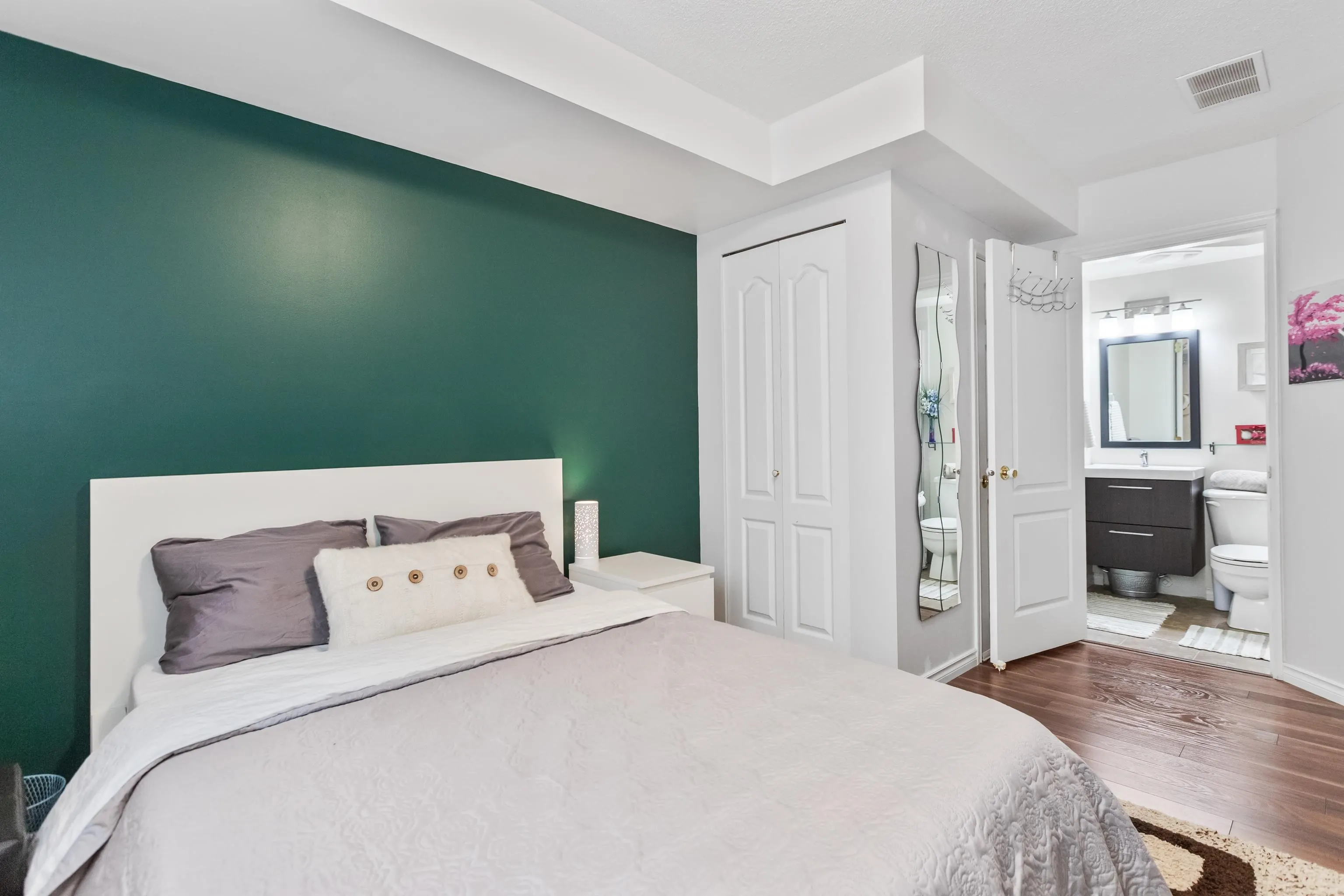2024 Leggatt Place