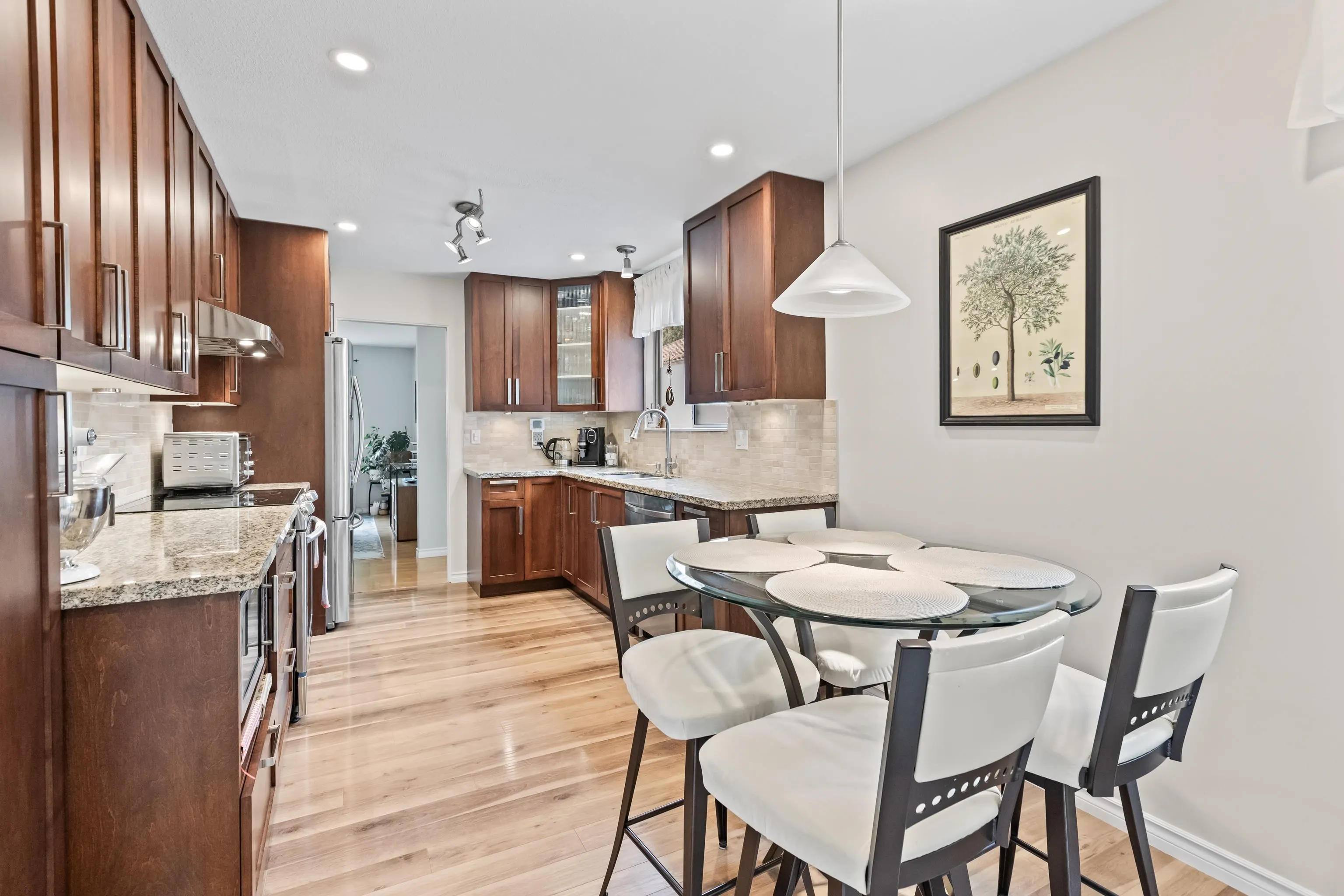 2024 Leggatt Place