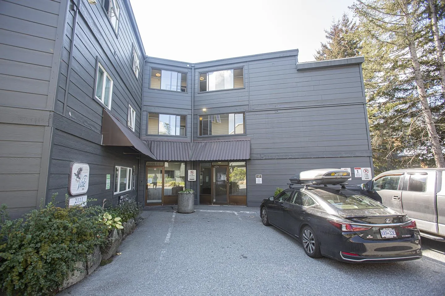 212 2111 Whistler Road