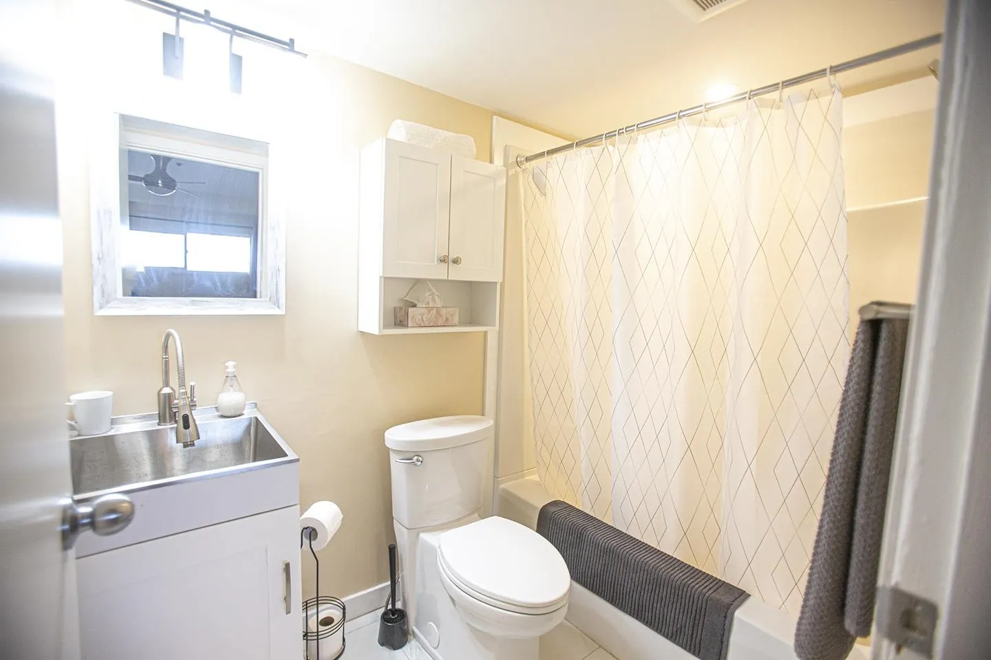 212 2111 Whistler Road