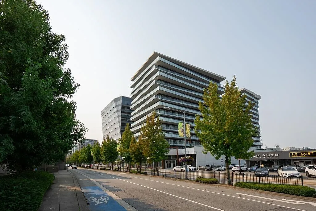 1201 5593 No. 3 Road