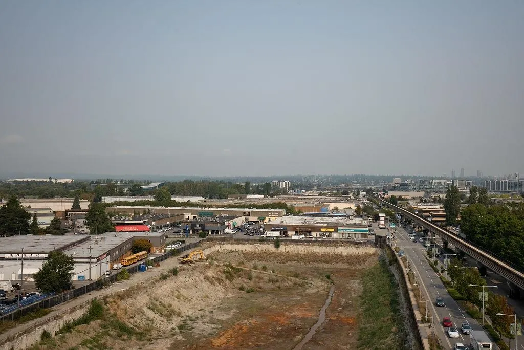1201 5593 No. 3 Road