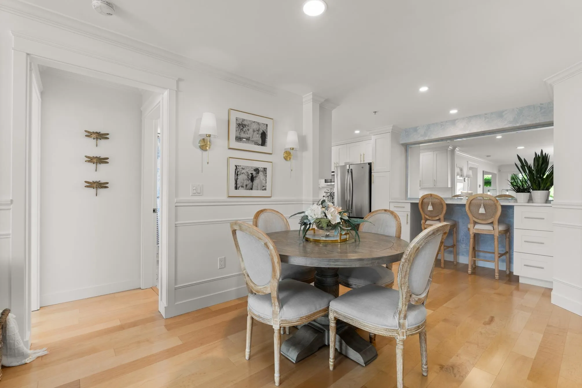 203 15621 Marine Drive