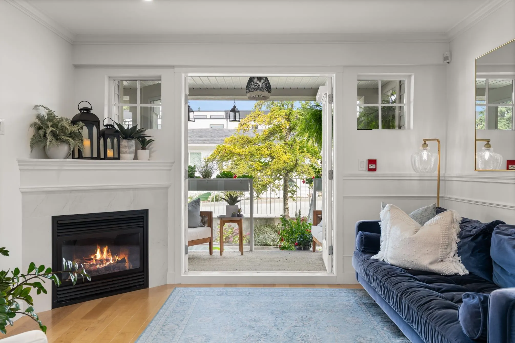 203 15621 Marine Drive