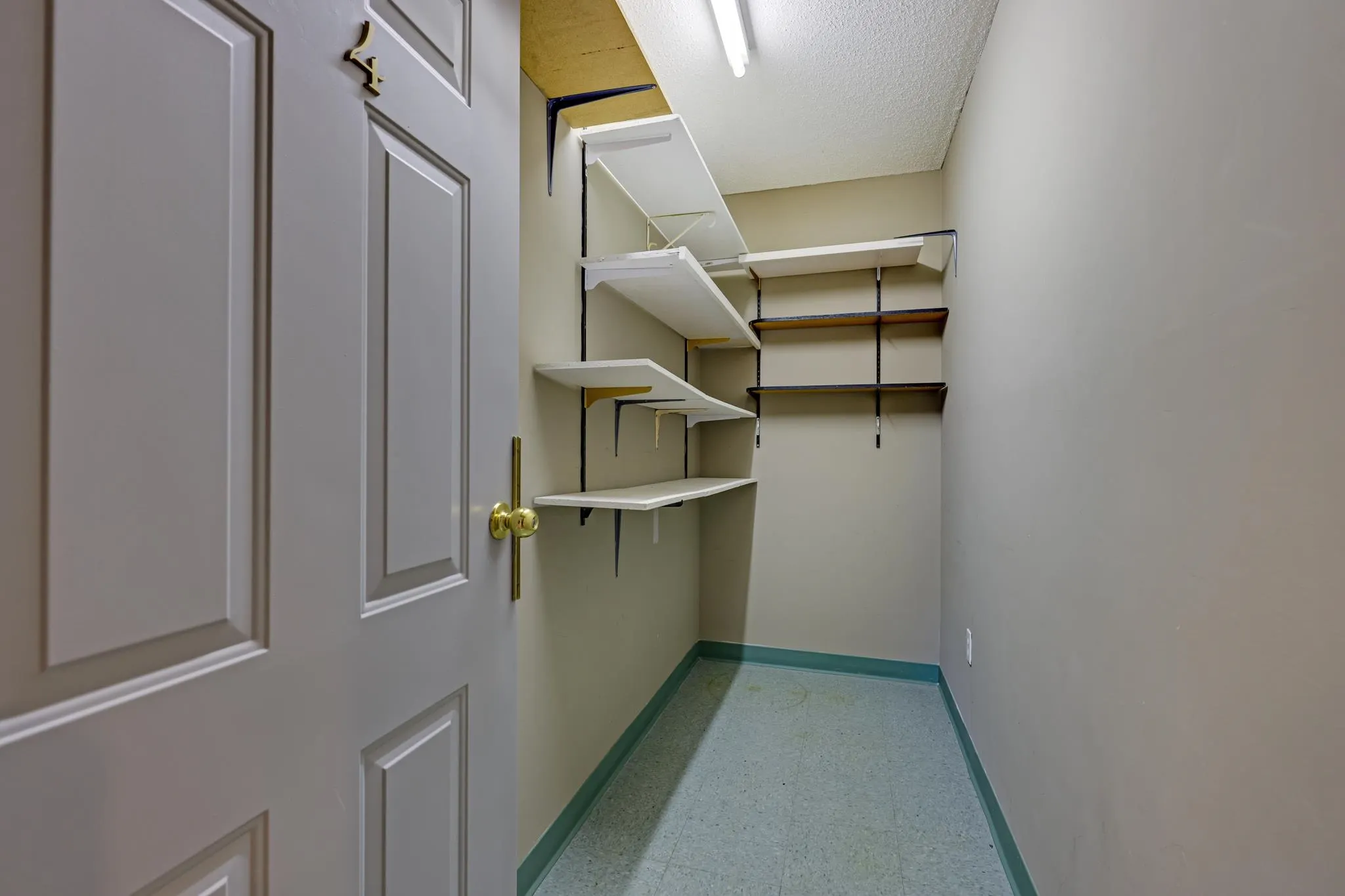 104 3690 Banff Court