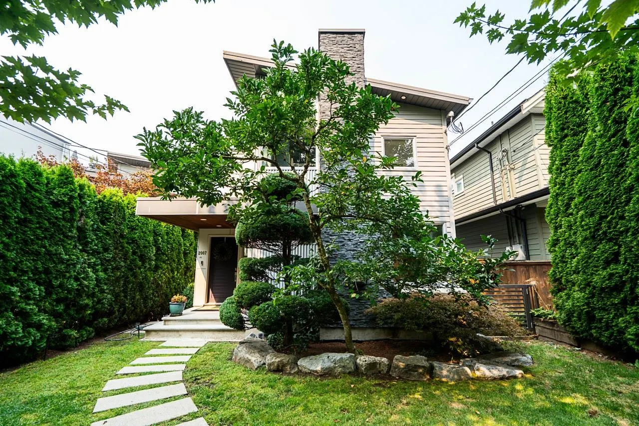 2007 Larson Road