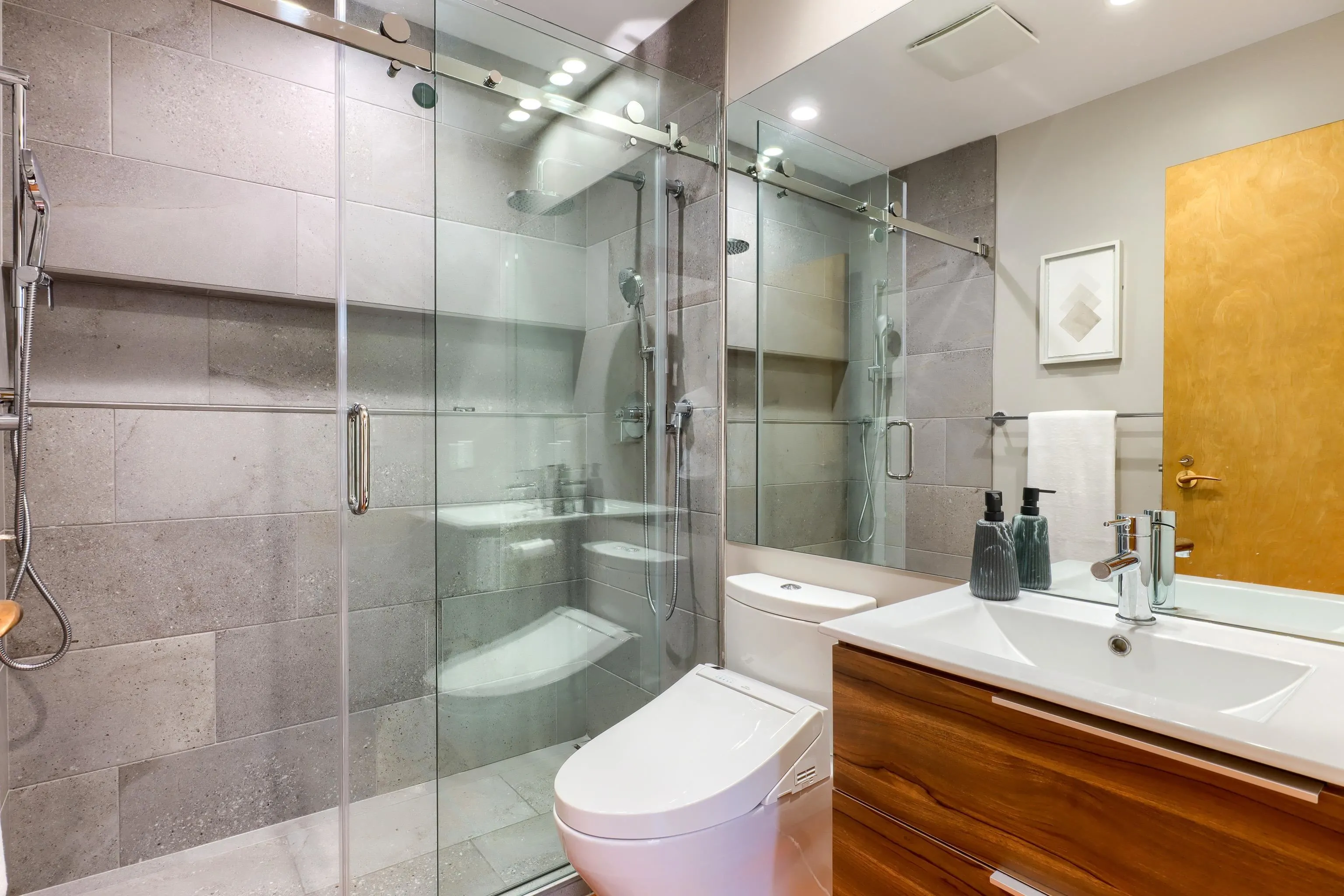 2423 Birney Place
