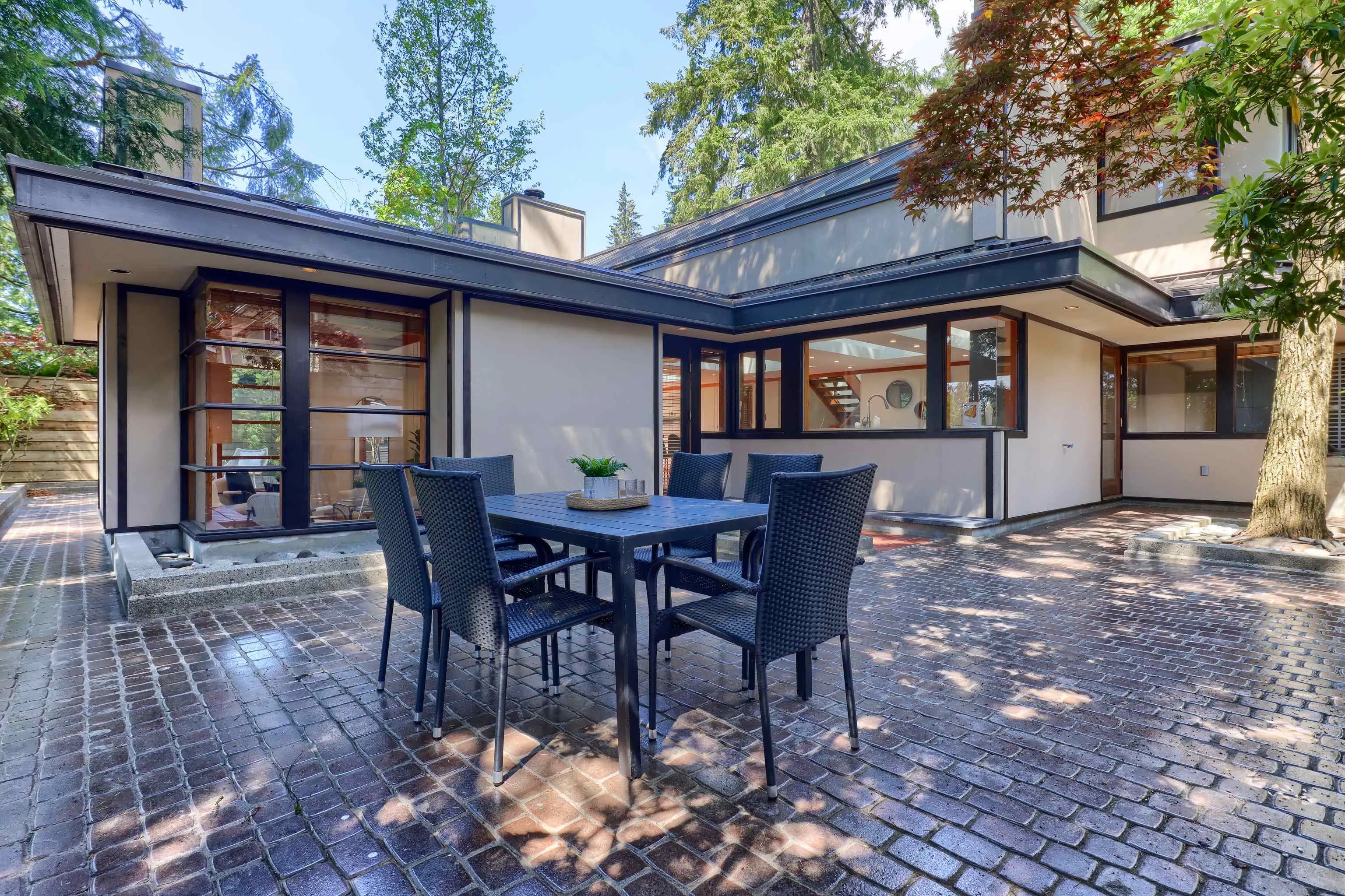 2423 Birney Place