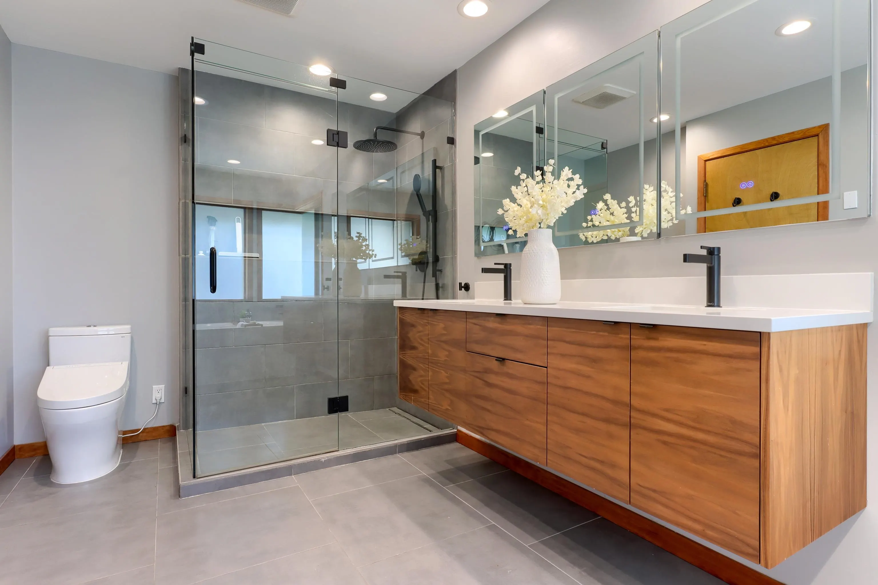 2423 Birney Place