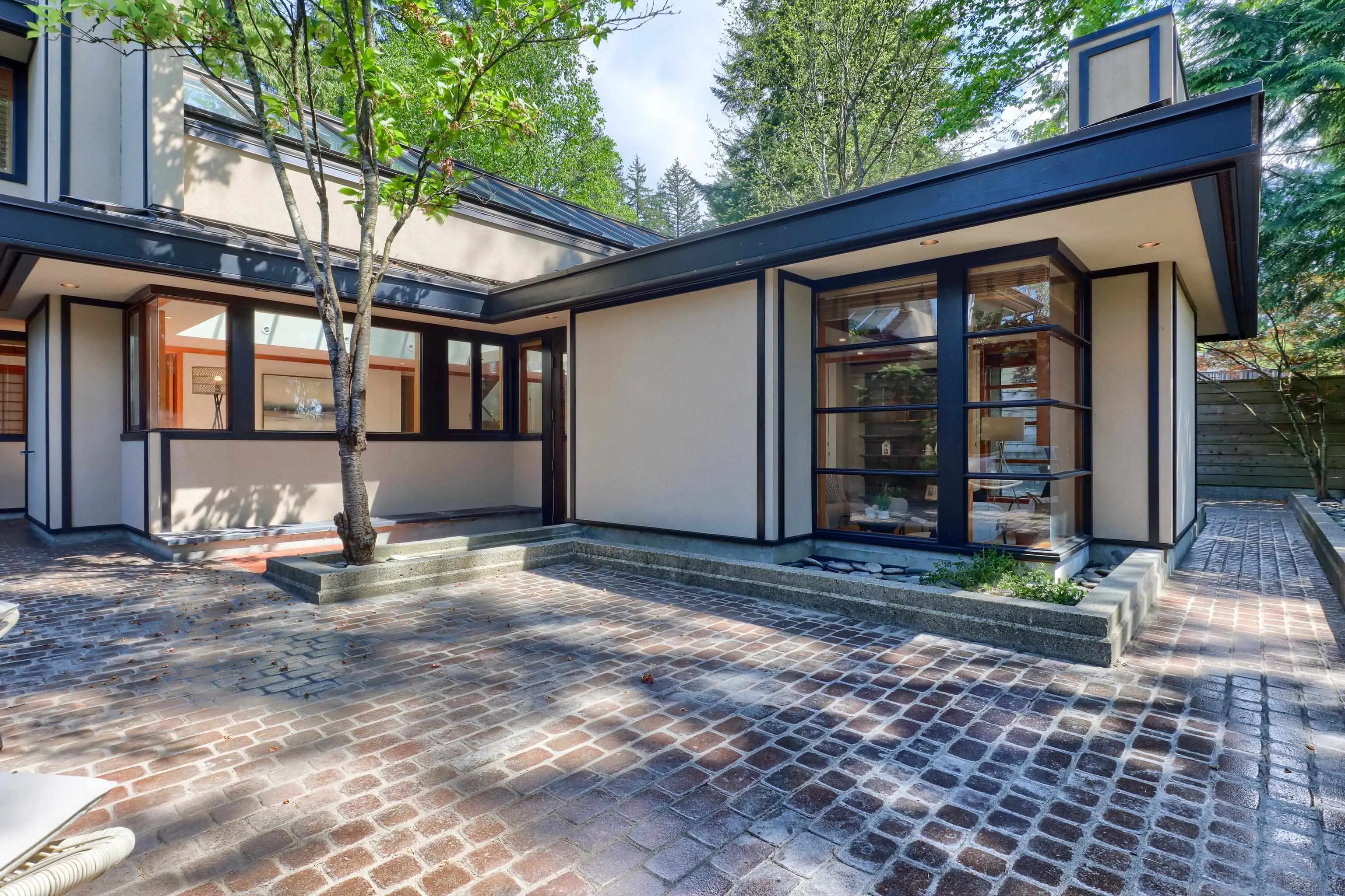 2423 Birney Place