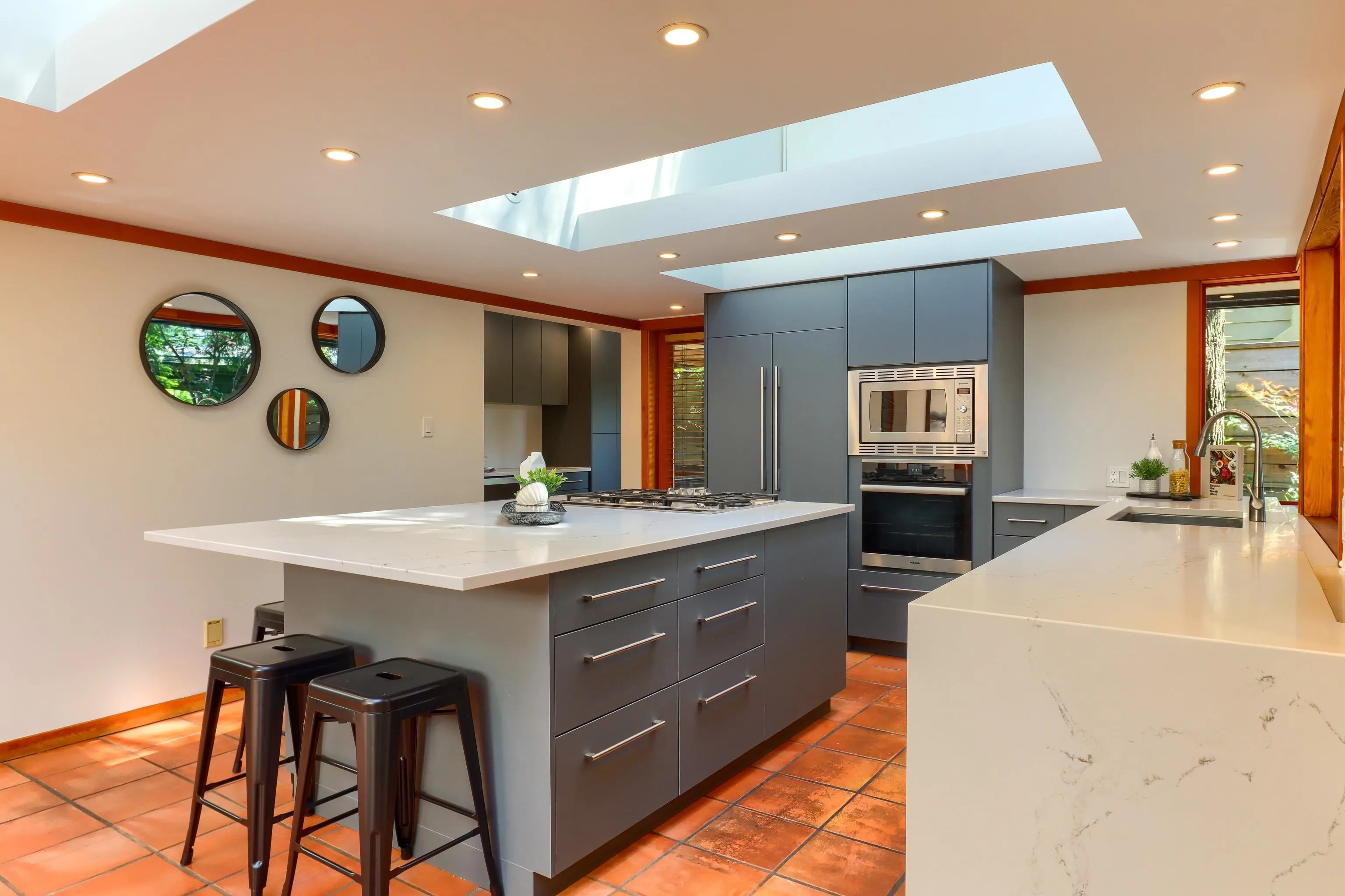 2423 Birney Place