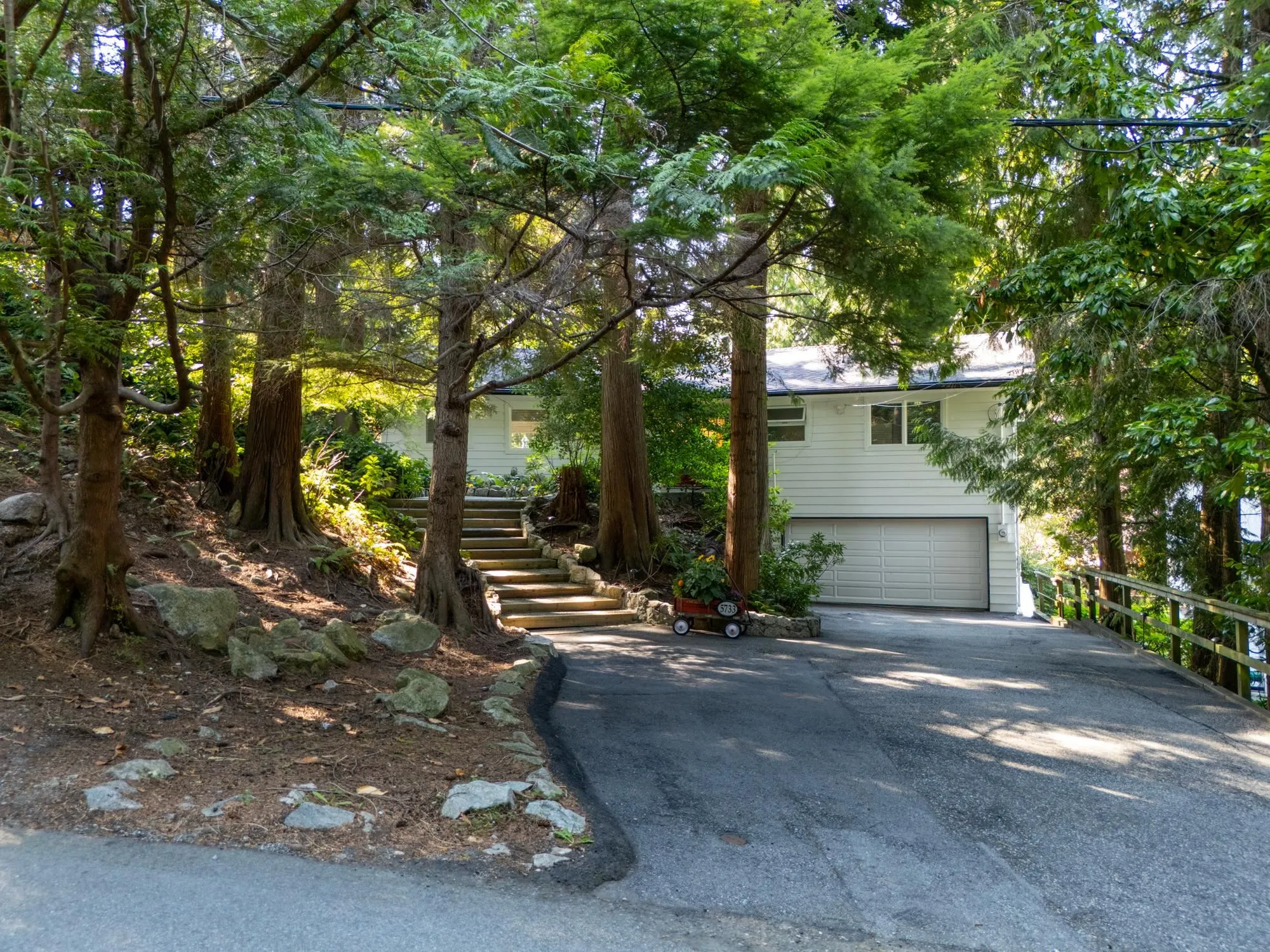 5733 Bluebell Drive