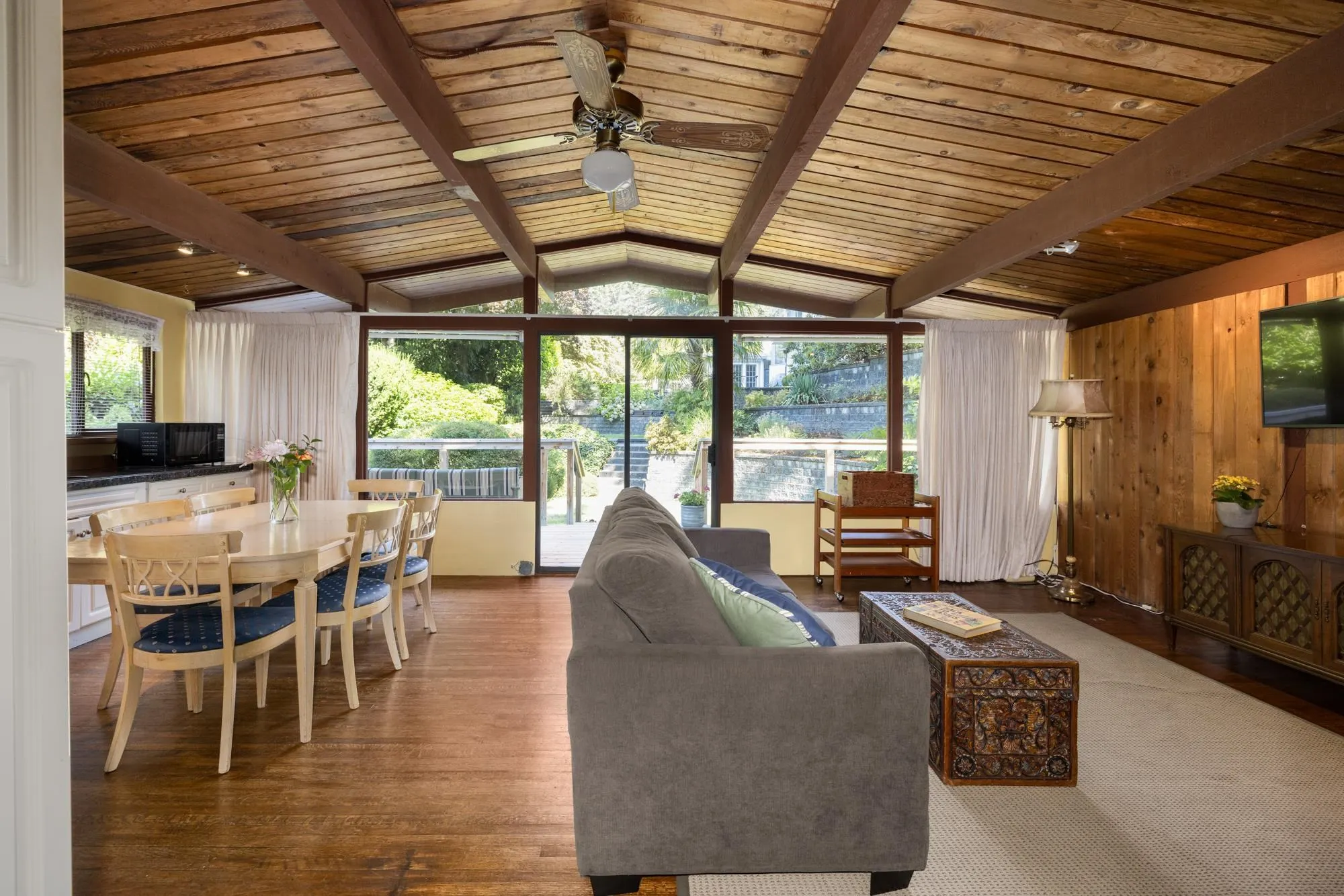5733 Bluebell Drive