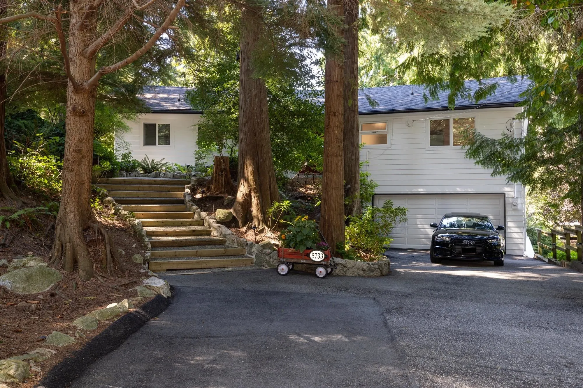 5733 Bluebell Drive